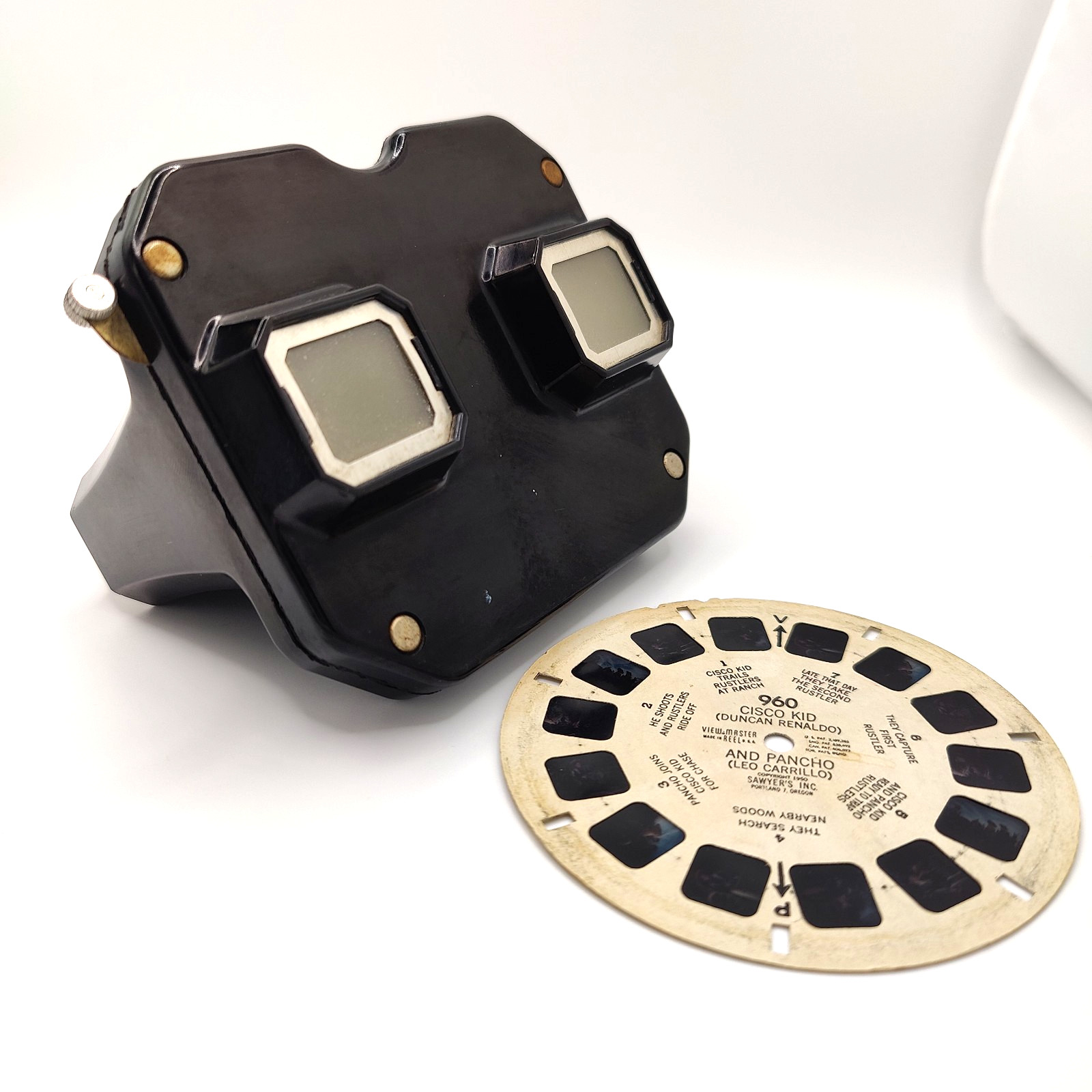 Vintage Sawyer\'s View-Master Model C Black Bakelite 1950s w/ Cisco Kid Reel #960
