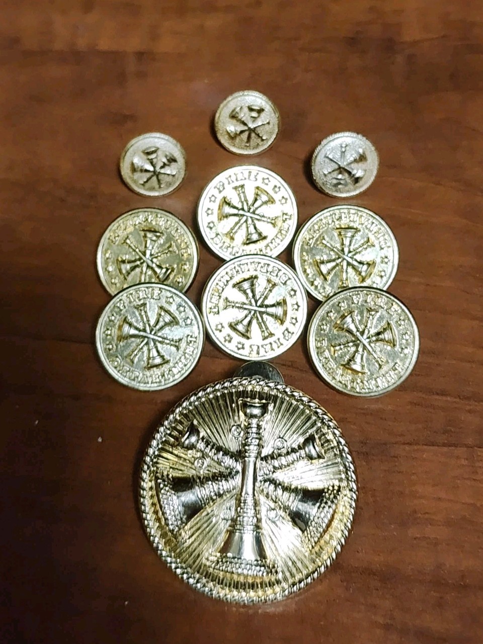 Vintage Waterbury Fire Chief Uniform Buttons Hat Badge 10pc Set Pre-1944