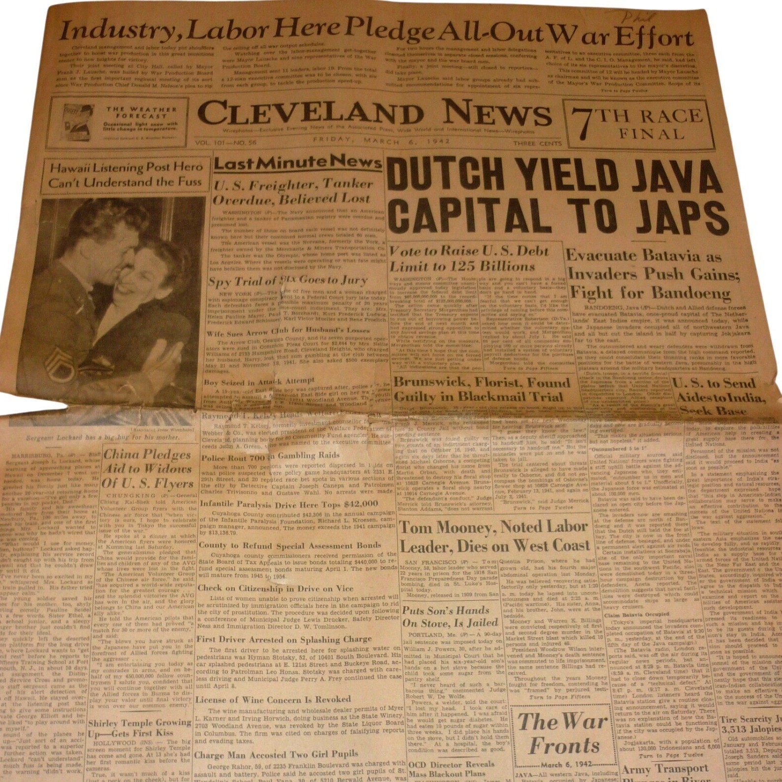 Vintage 1942 Cleveland News Newspaper WWII Dutch Yield Java WWII Ephemera Vintage 1942 Cleveland News Newspaper WWII Dutch Yield Java WWII Ephemera