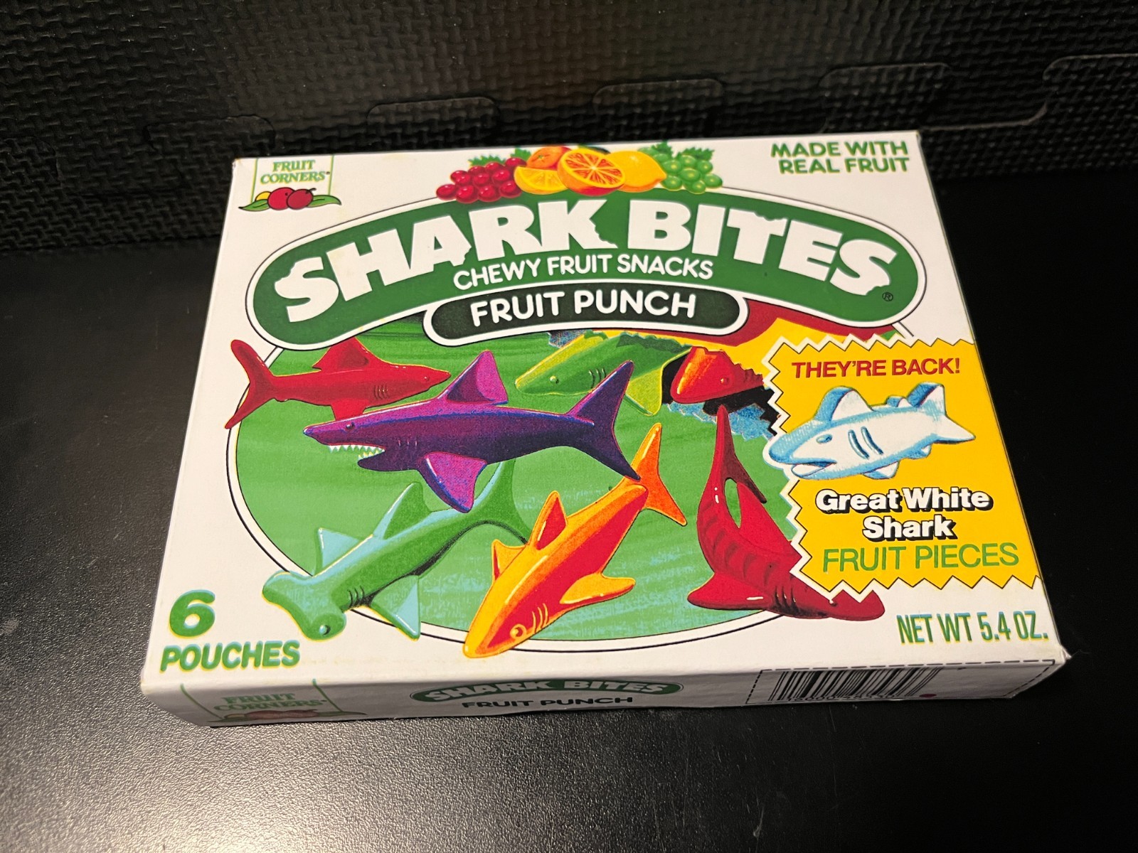 Shark Bites fruit snacks - Empty custom design display box