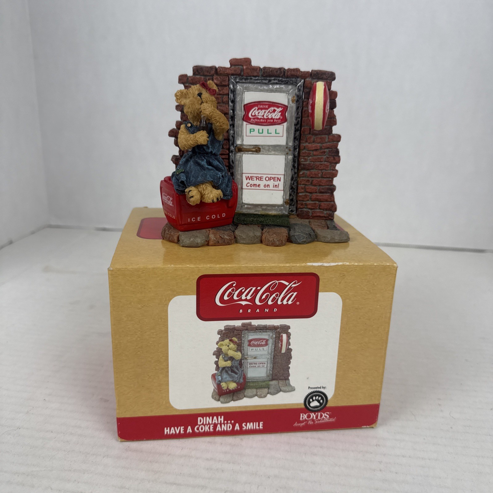 Boyds Bears Dinah Coca-Cola Figurine “Have a Coke and a Smile” Coke Store w/ Box Boyds Bears Dinah Coca-Cola Figurine “Have a Coke and a Smile” Coke Store w/ Box
