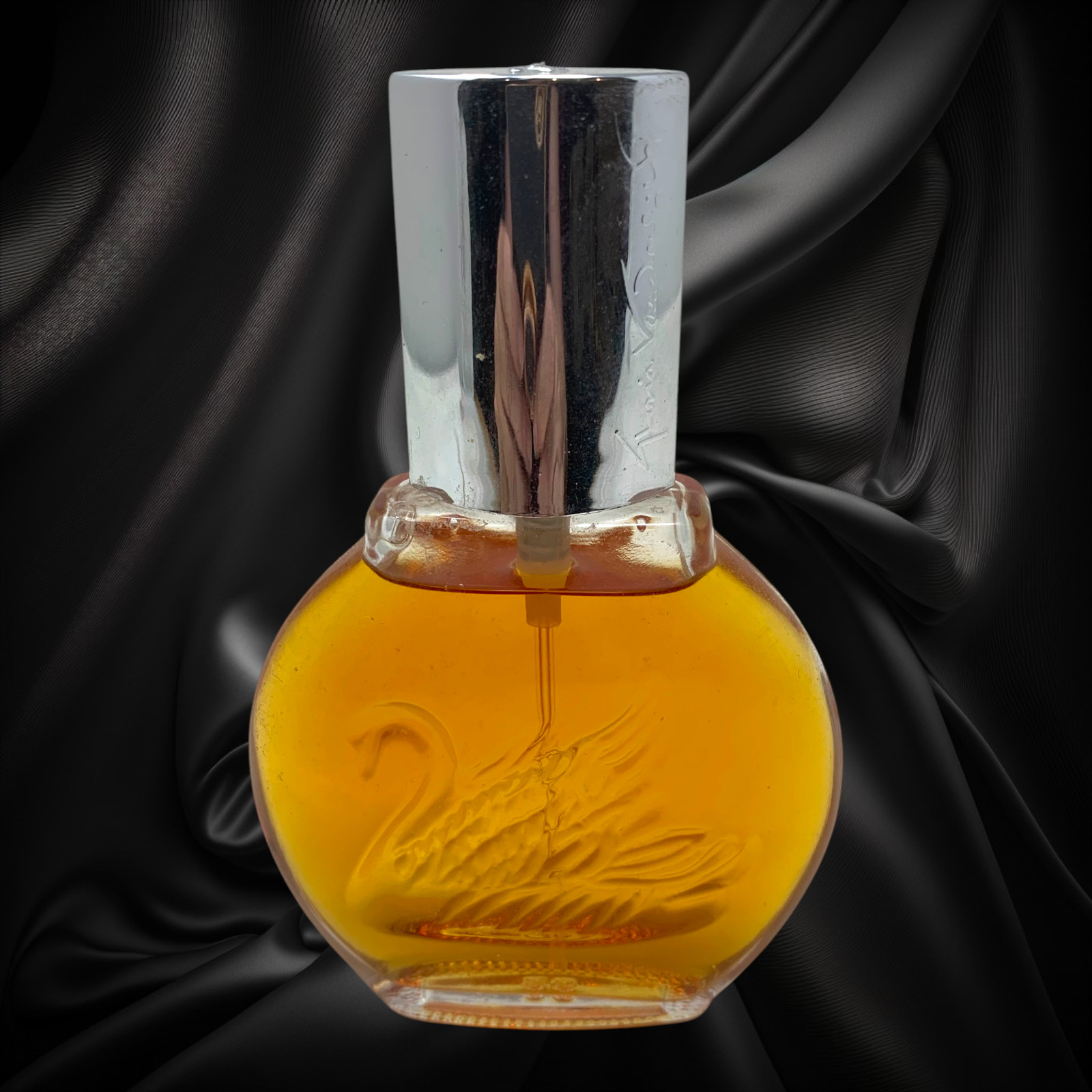 Vintage 1980's Gloria Vanderbilt Eau De Toilette Perfume 1.7 oz 50mL Swan Logo