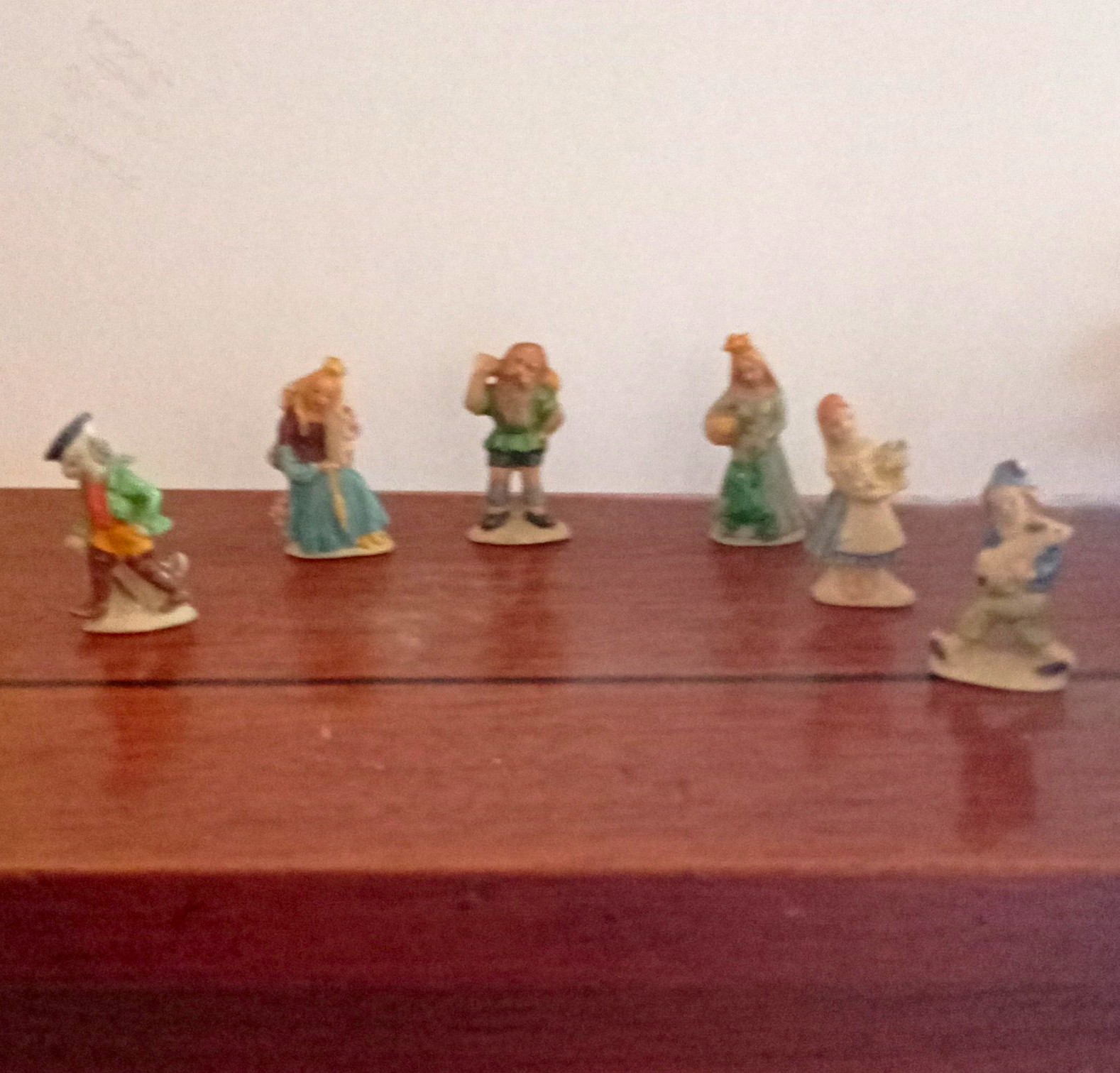 Wade Whimsies Set of 6 Ceramic Hand Painted 1975 Mini