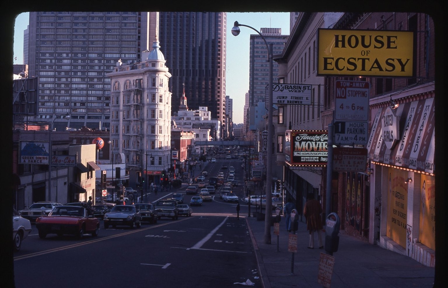 sl44 Slide 1970\'s San Francisco busy street downtown 810a sl44 Slide 1970\'s San Francisco busy street downtown 810a