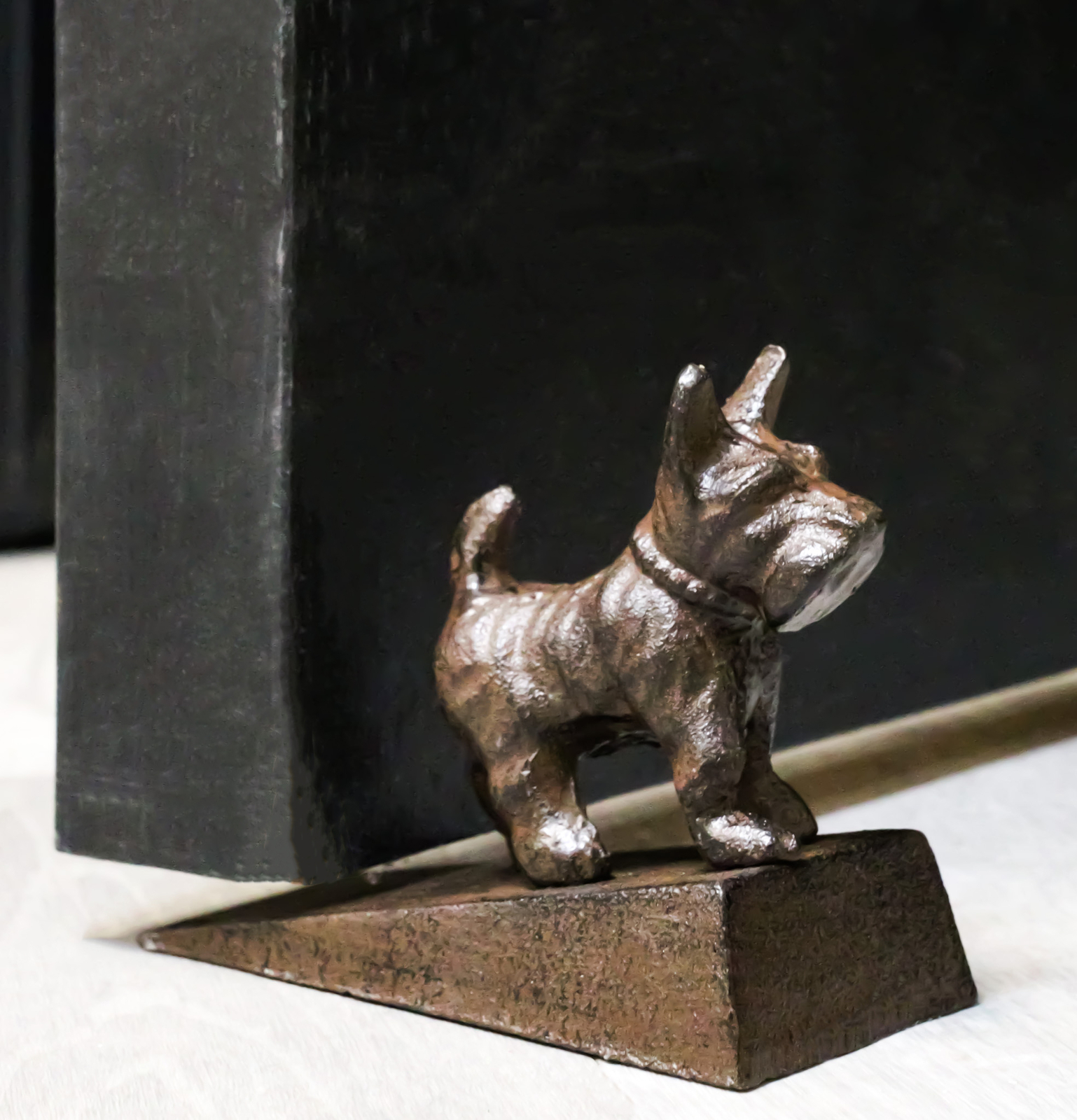 Rustic Cast Iron Whimsical Canine Scottish Terrier Dog Door Stop Stopper Wedge Rustic Cast Iron Whimsical Canine Scottish Terrier Dog Door Stop Stopper Wedge