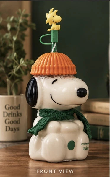 Best seller Starbucks x Peanuts Snoopy 22oz Bearista Glass Cup [100% Authentic]