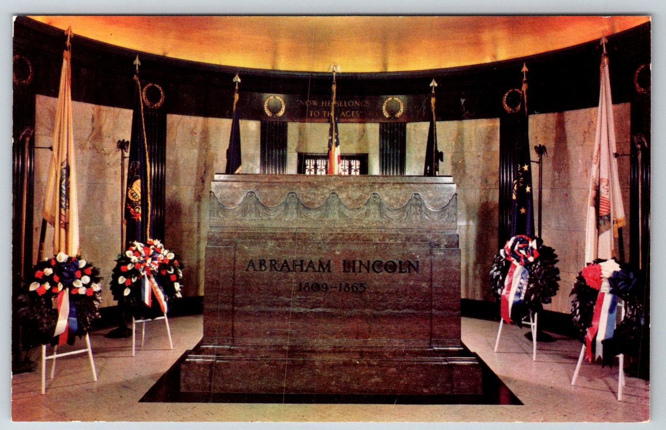 c1960s Abraham Lincoln Cenotaph Springfield IL Flags Postcard