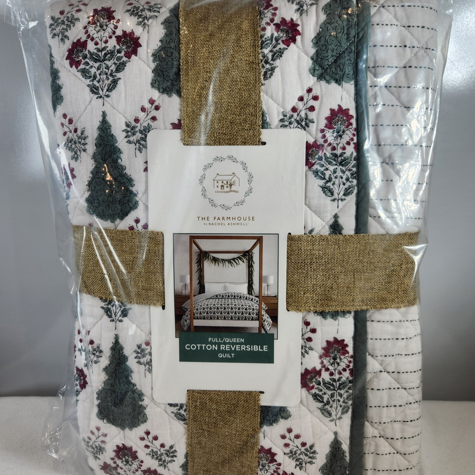 THE FARMHOUSE RACHEL ASHWELL Quilt Set Holiday Trees Holly Berry 3pc Queen/Full
