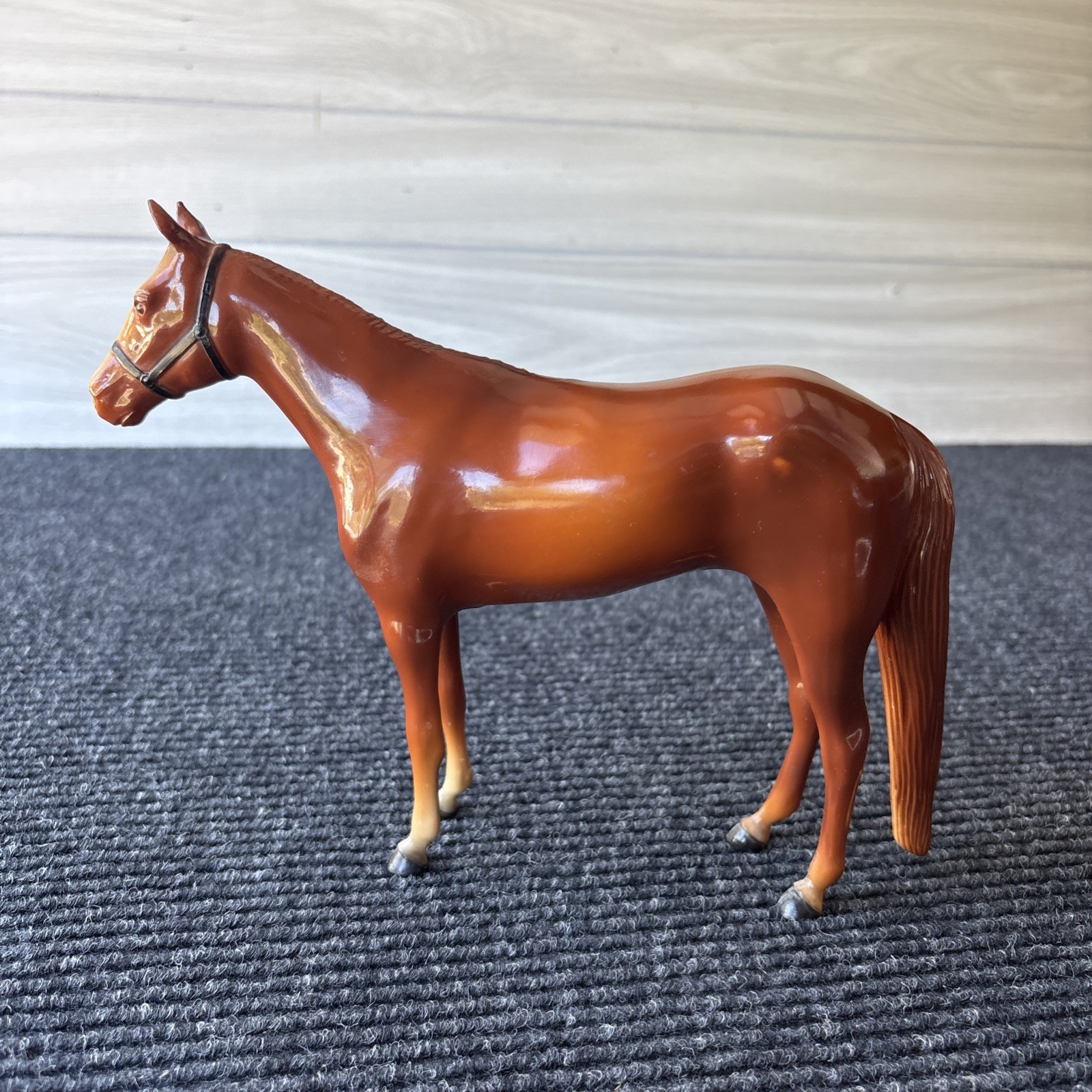 Breyer 1954-1967 Glossy Chestnut Derby Winner Racehorse. #36. Nice Condition