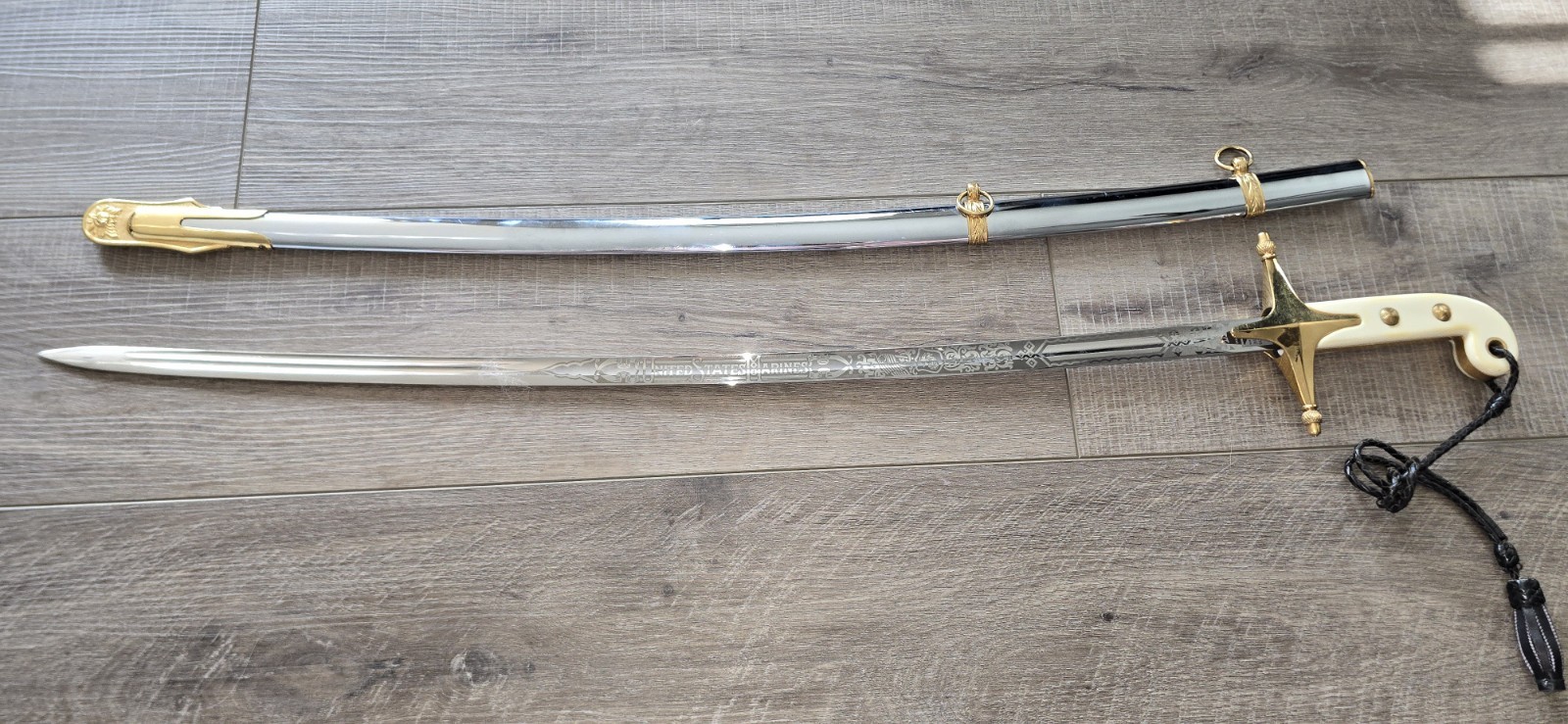 Vintage Hilborn-Hamburger USMC Mameluke Officer Sword Scabbard HMM-163 Plaque