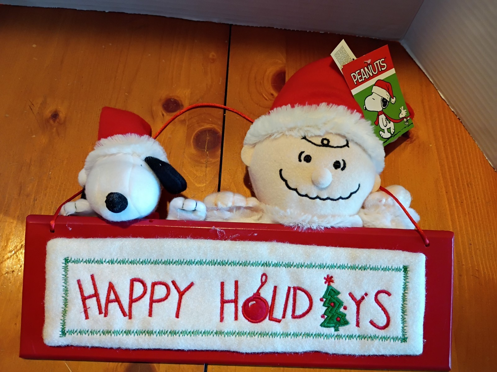 Peanuts Happy Holidays Christmas Santa Snoopy & Charlie Brown Wall Decor