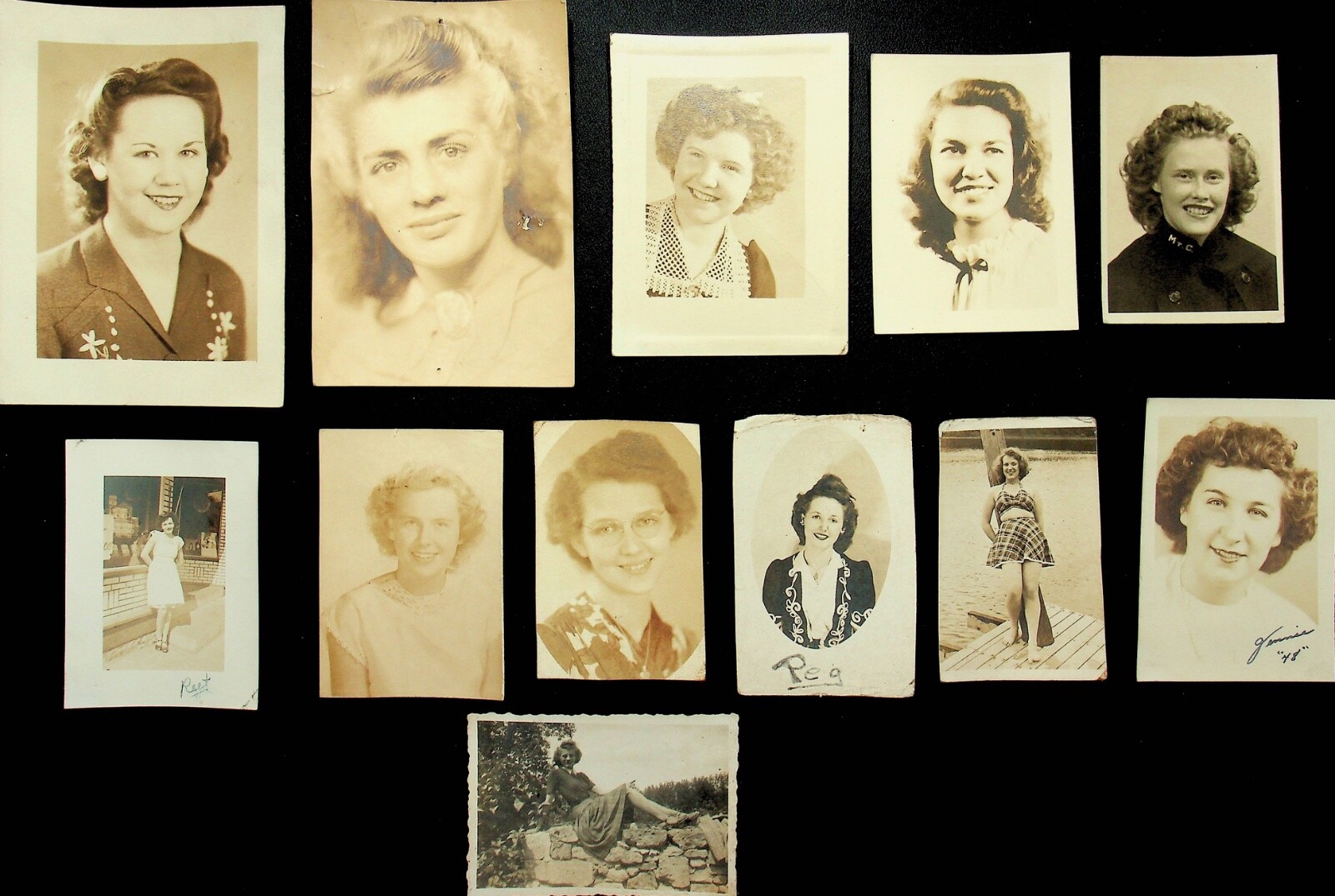 12 VINTAGE YOUNG WOMEN PHOTOGRAPHS - JJ-37
