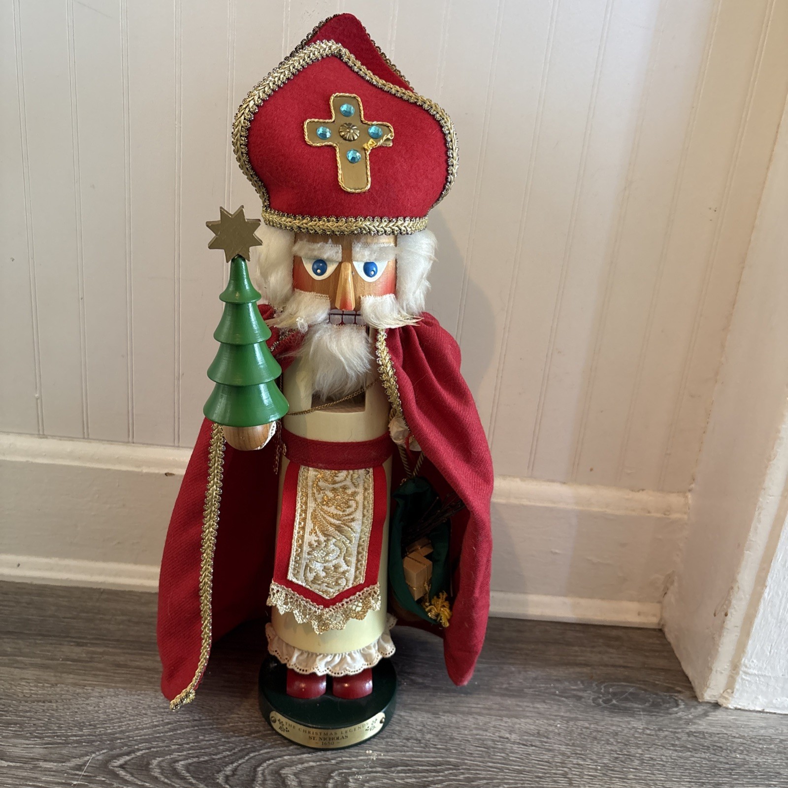 Steinbach St. Nicholas Nutcracker 19