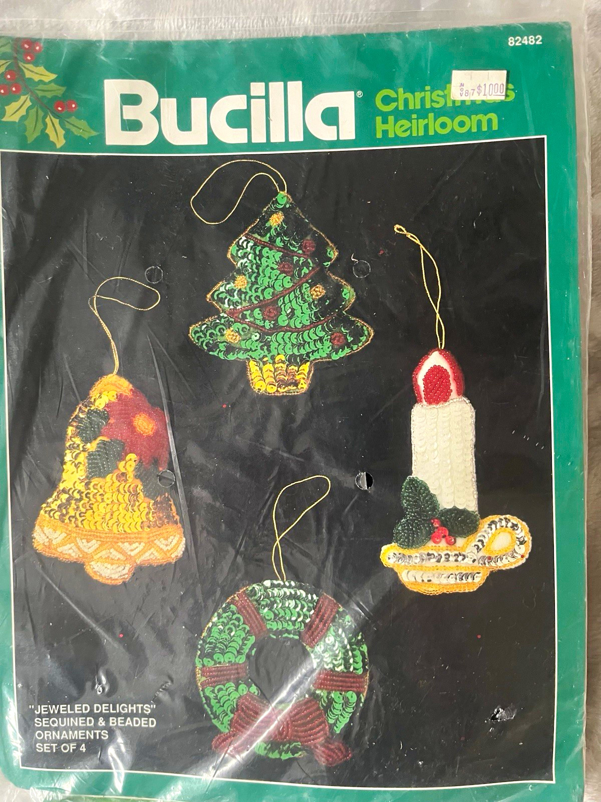 Vintage Bucilla “Jeweled Delights” Felt&Sequin Ornament Kit.  Kit# 82482
