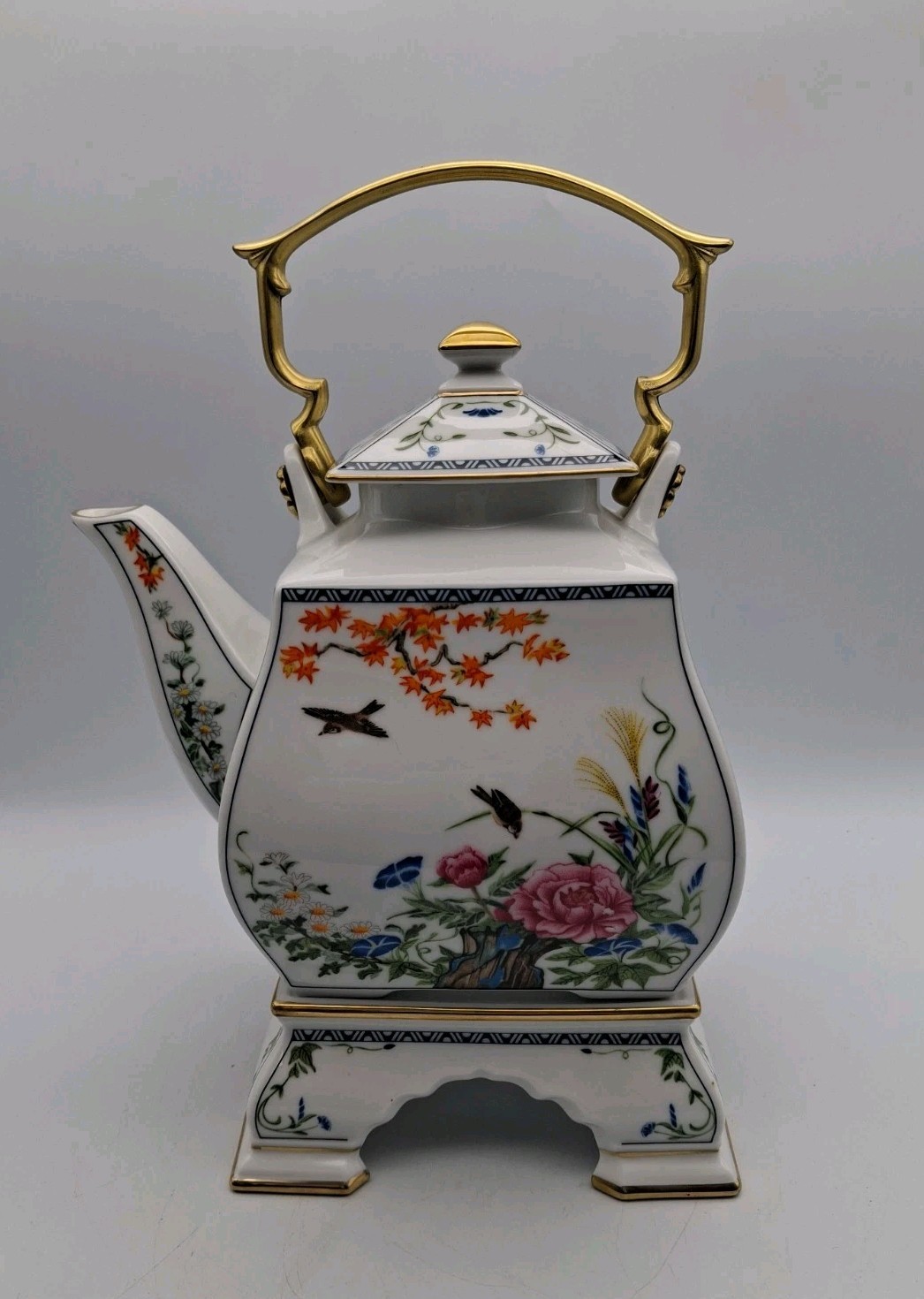 Vintage 1986 FP Japanese Porcelain Oriental Asian Scenes Teapot w/Stand Signed