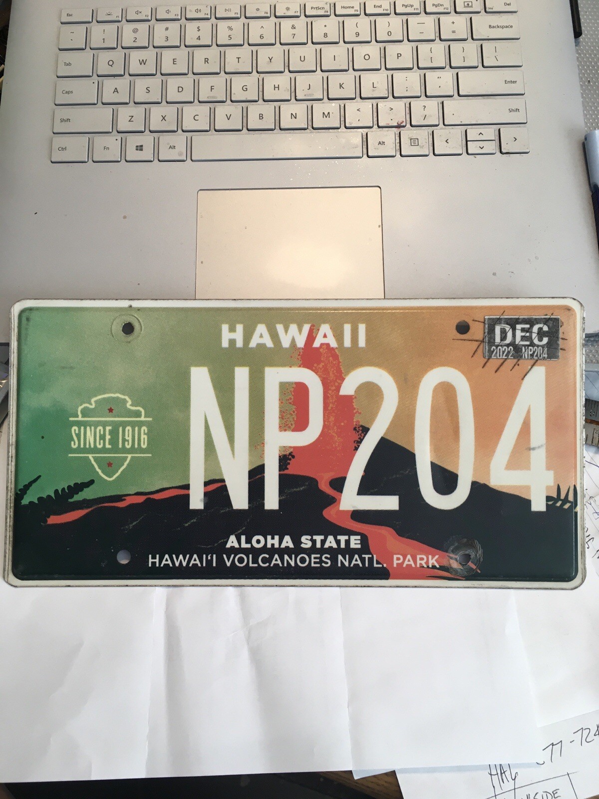 HAWAII VOLCANOES NATIONAL PARK LICENSE LOW PRICE TINY DEFECTS , SHIPS FAST
