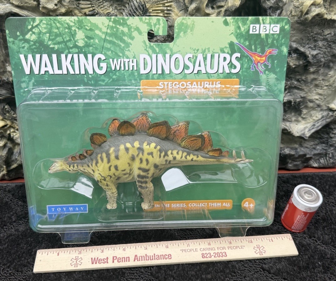 Walking with Dinosaurs mint carded and sealed Stegosaurus dinosaur model