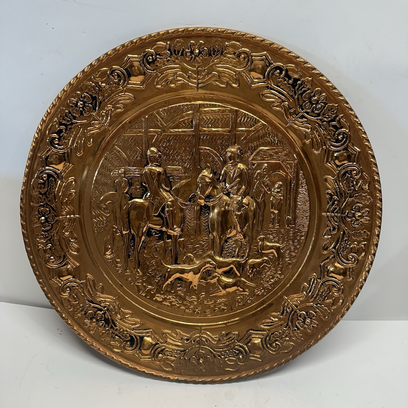 Vintage Solid Copper Embossed Wall Plate Horse Knight Scene 16” Made In England