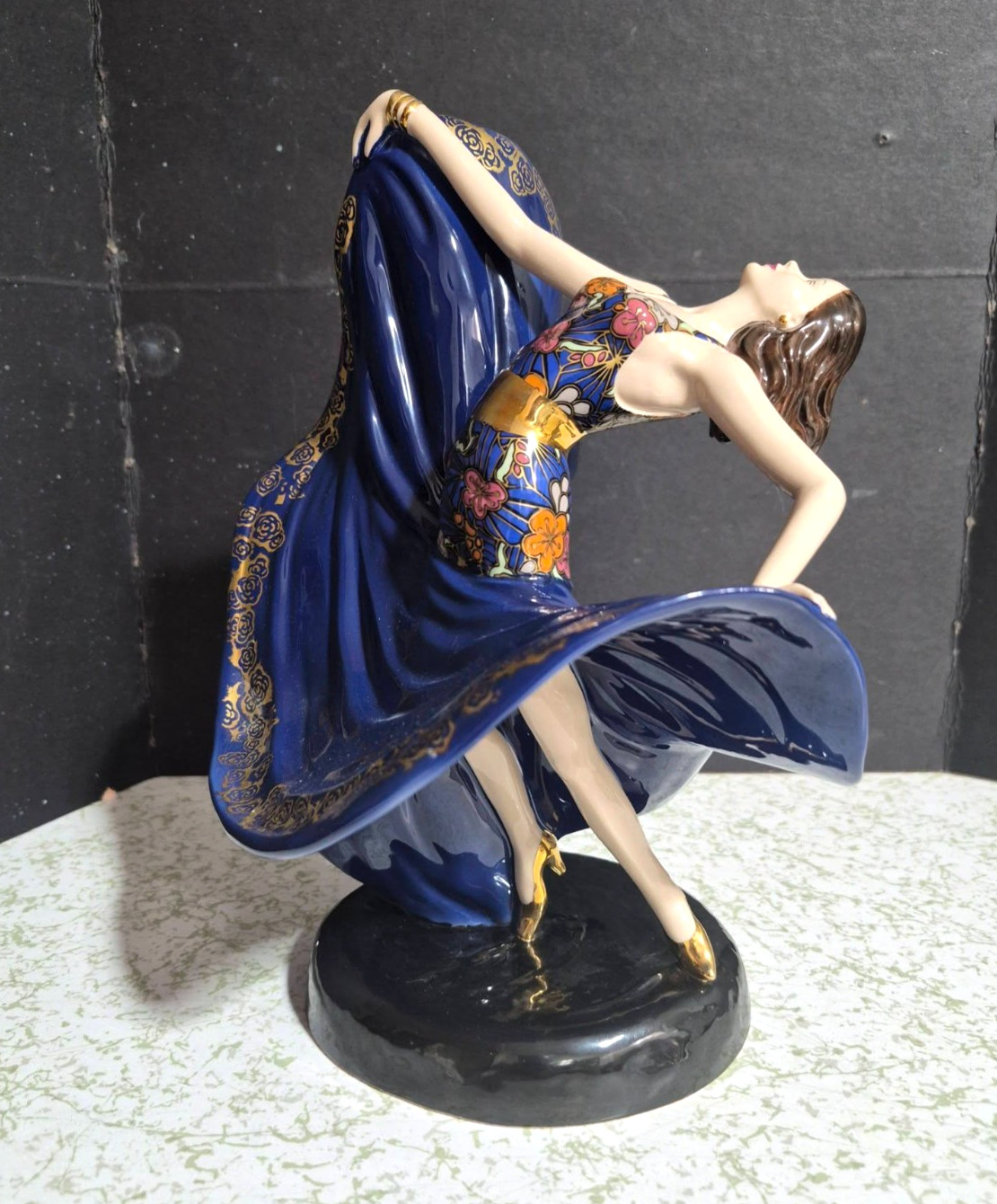 Vintage England Coalport Art-Deco porcelain dancer, 10.5 x 8.25 in.