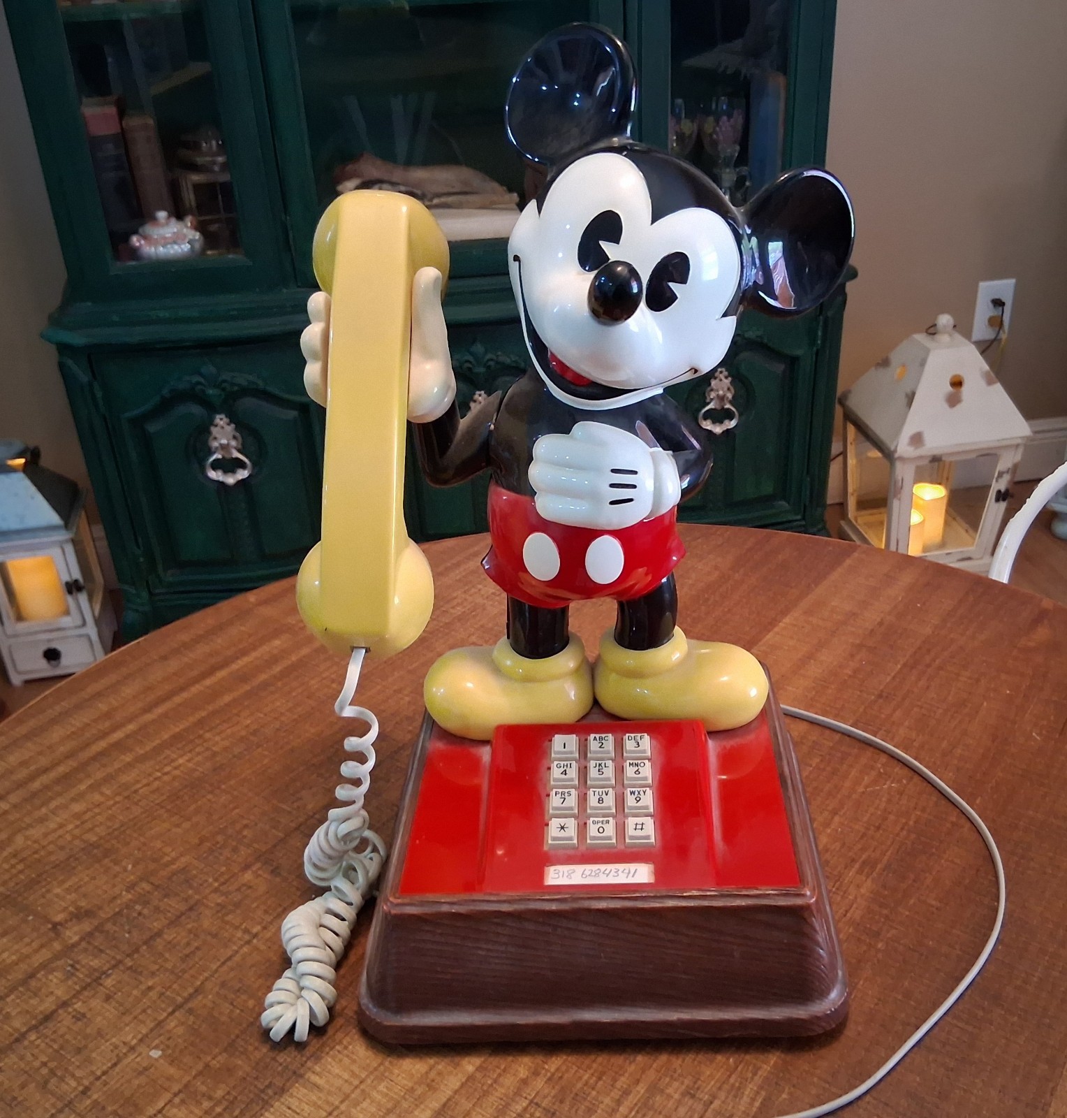 Vintage 1976 Walt Disney Productions Mickey Mouse push-button telephone.