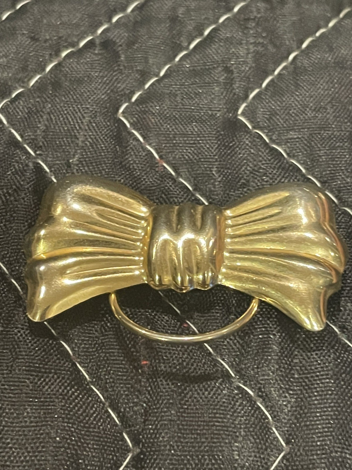 Vintage Estate Gold Tone Scarf Sarong Wrap Attire Holder Modern Bow