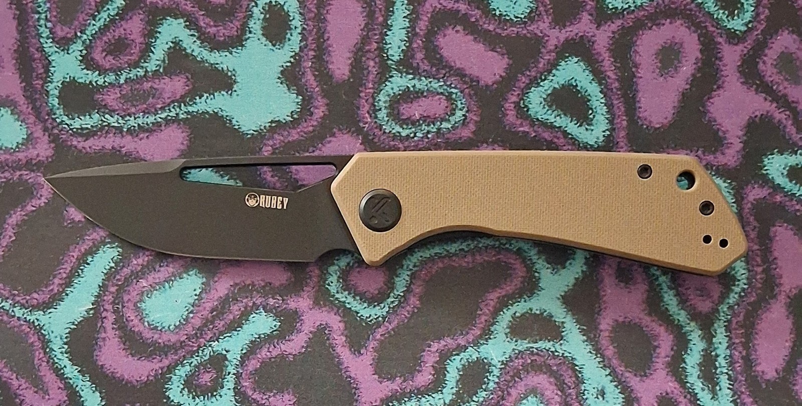 Kubey Thalia Folding Knife Tan G10 Handle 14C28N Drop Point Blackwash Blade