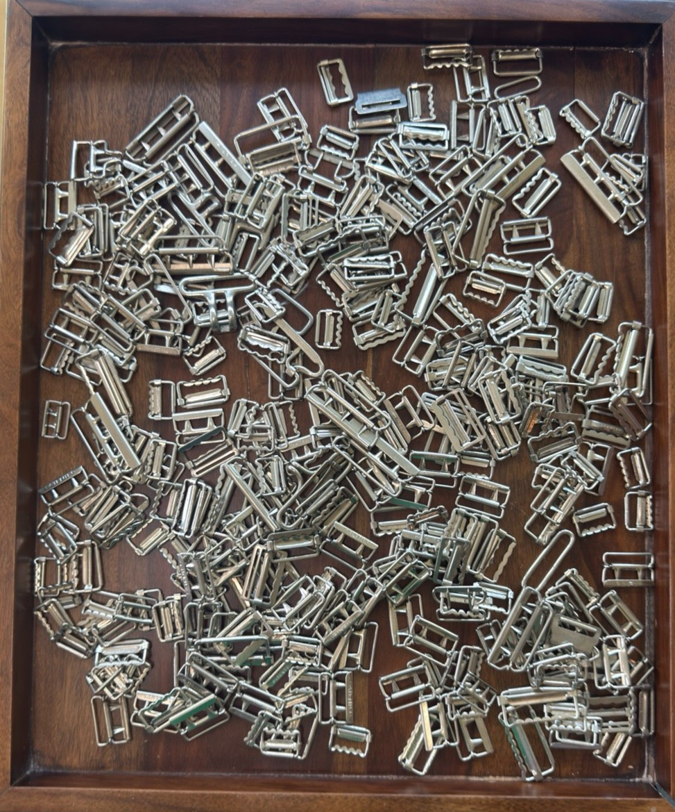 Huge lot 250+ Vtg Metal Buckle Strap Adjuster Sewing Suspender Garter Hardware Huge lot 250+ Vtg Metal Buckle Strap Adjuster Sewing Suspender Garter Hardware