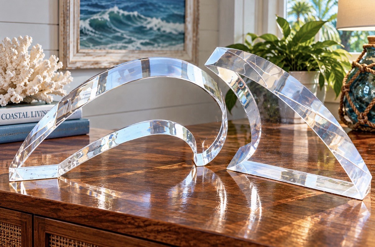 100% Lucite LARGE Sculpted Waves Original 60’s 70’s Art Work 100% Lucite LARGE Sculpted Waves Original 60’s 70’s Art Work