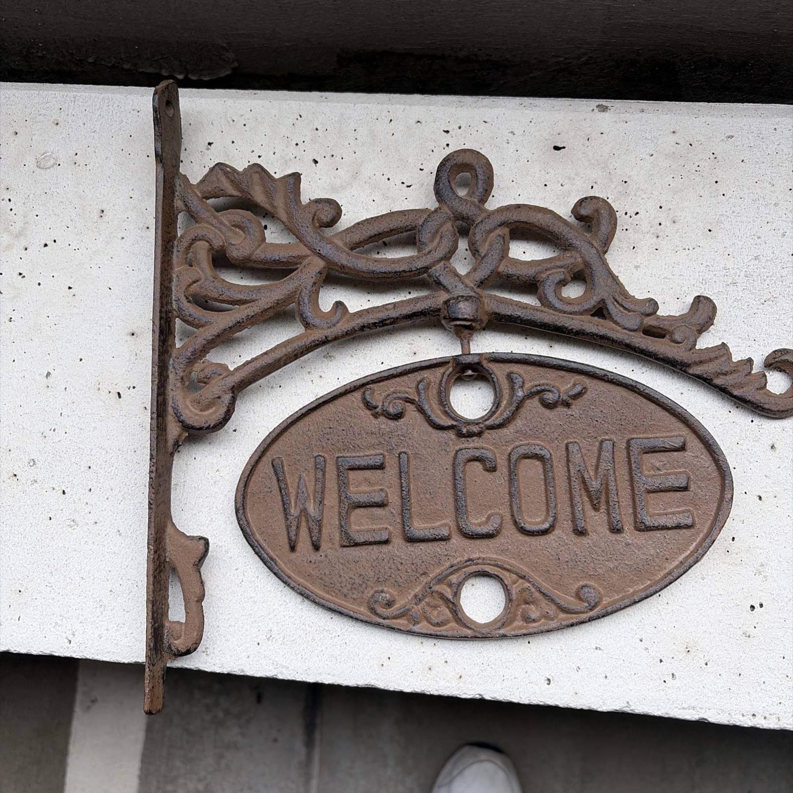 Cast Iron Wall / Door Mounted Brown Welcome / Go Away Swivel Sign 11.5\