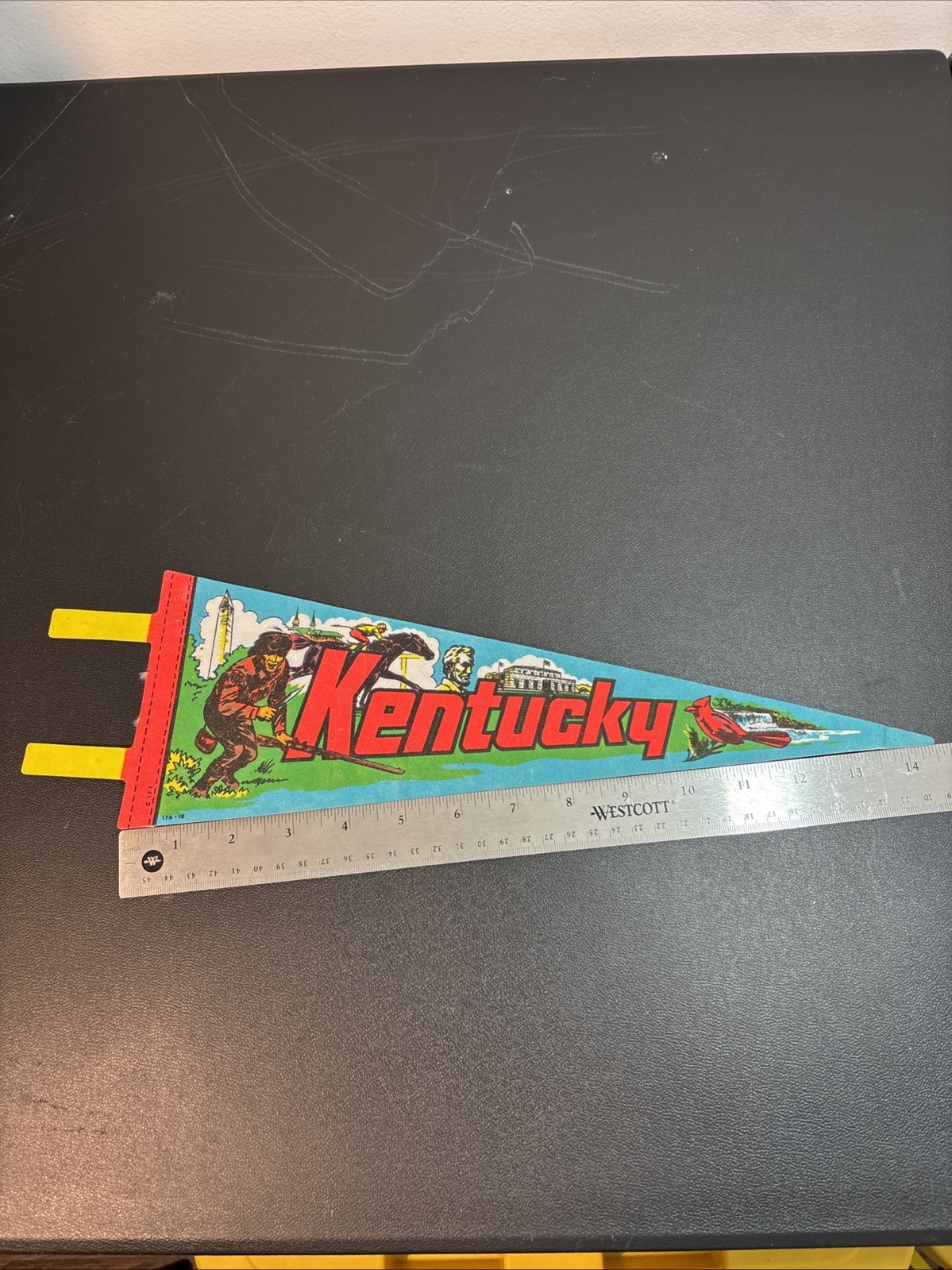 Vintage Souvenir Felt Pennant Kentucky (B3) Vintage Souvenir Felt Pennant Kentucky (B3)