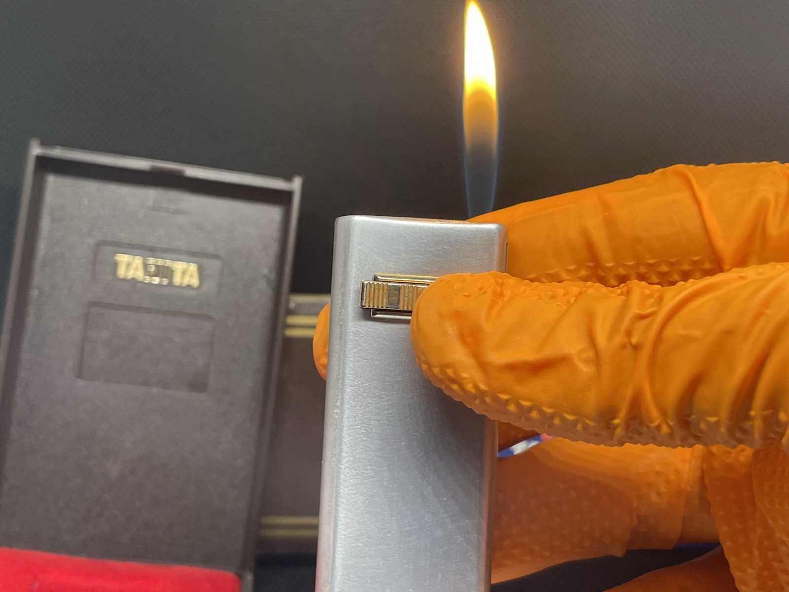 Vintage Working Tanita 07 Electronic Lighter Made In Tokyo Japan  1977 Serviced