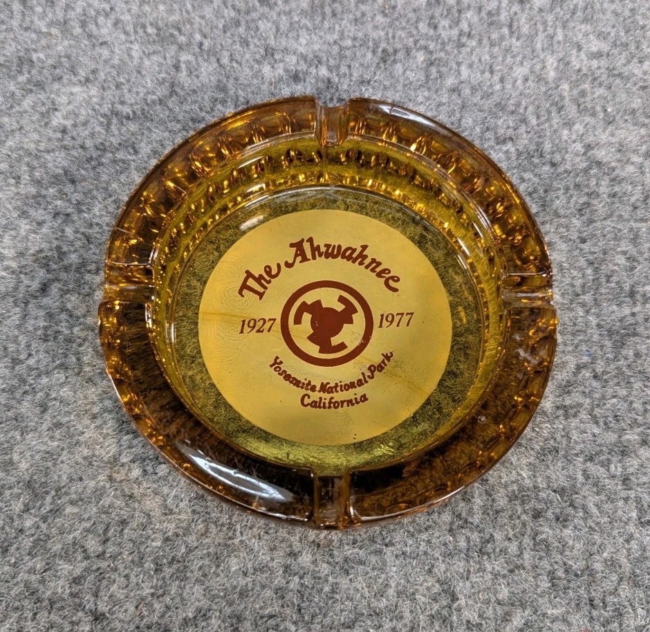 VINTAGE THE AHWAHNEE HOTEL YOSEMITE VINTAGE ADVERTISING ASHTRAY