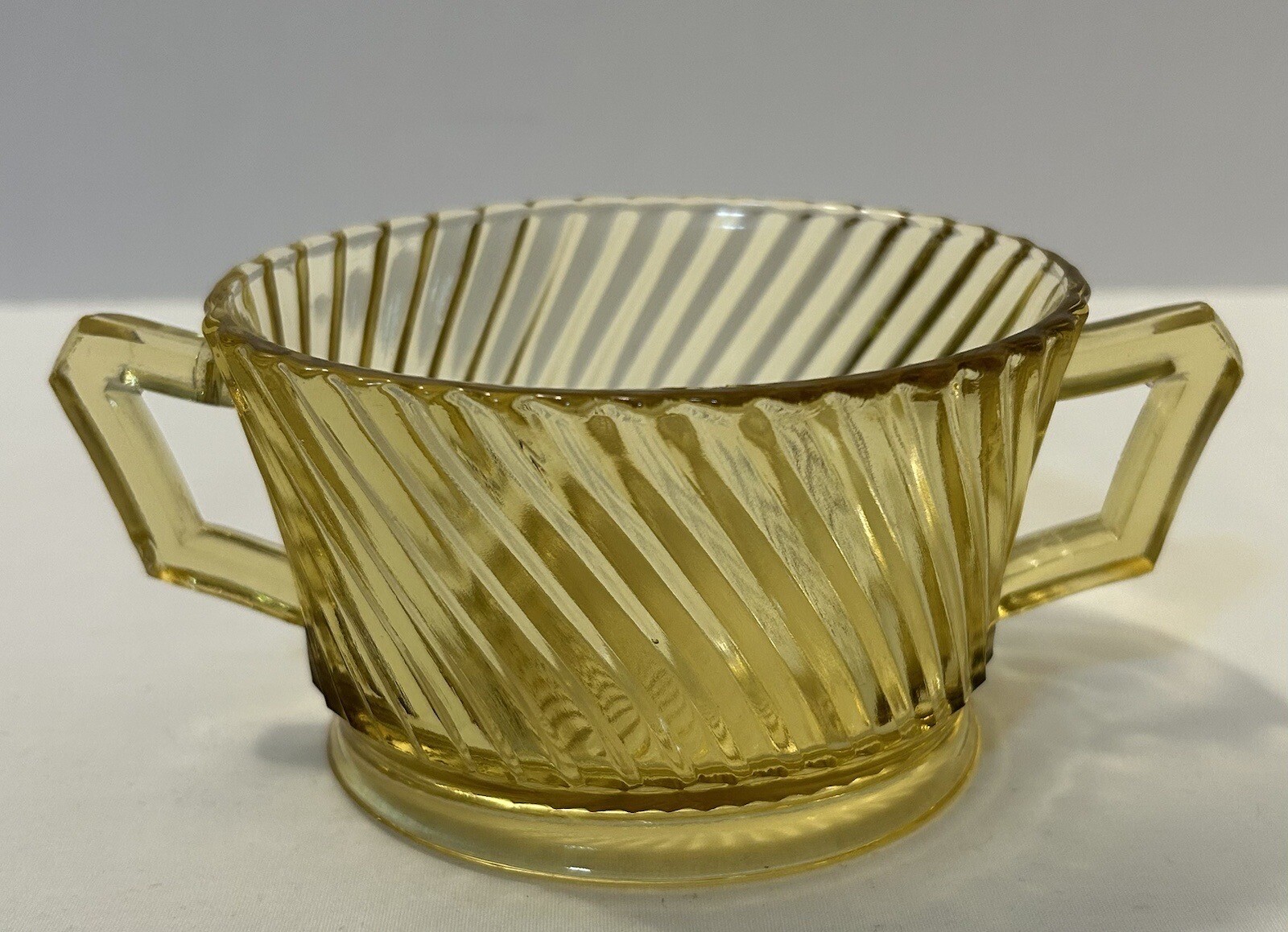 Diana Amber Sugar Bowl/Dish By Federal Glass 1937-1941 Depression Glass