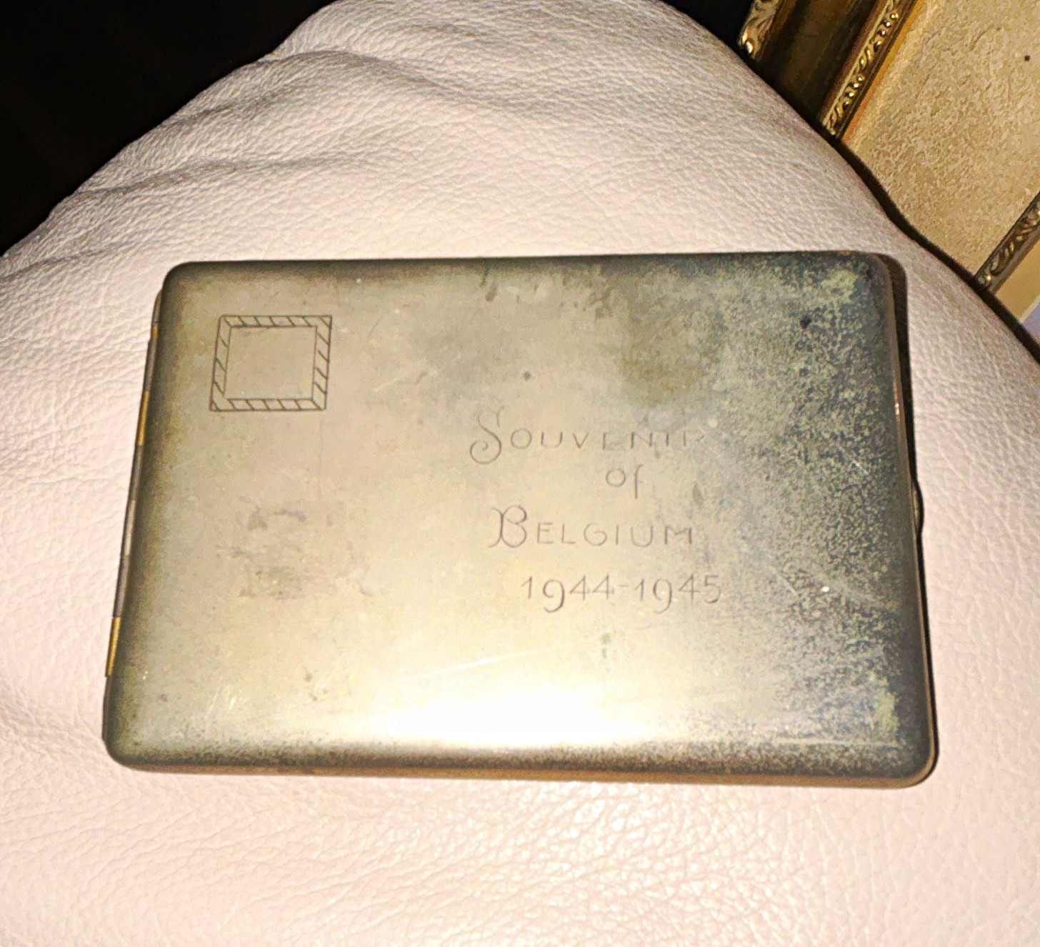 Vintage ww11 silver Hinged Cigarette Souvenir of Belgium case1944-1945\