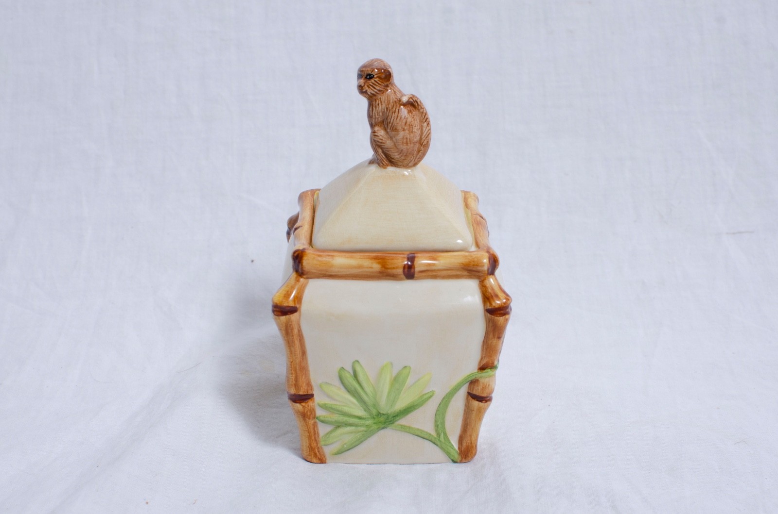 American Atelier Sugar Bowl & Lid Monkey Porcelain 5029 - Discontinued AA American Atelier Sugar Bowl & Lid Monkey Porcelain 5029 - Discontinued AA
