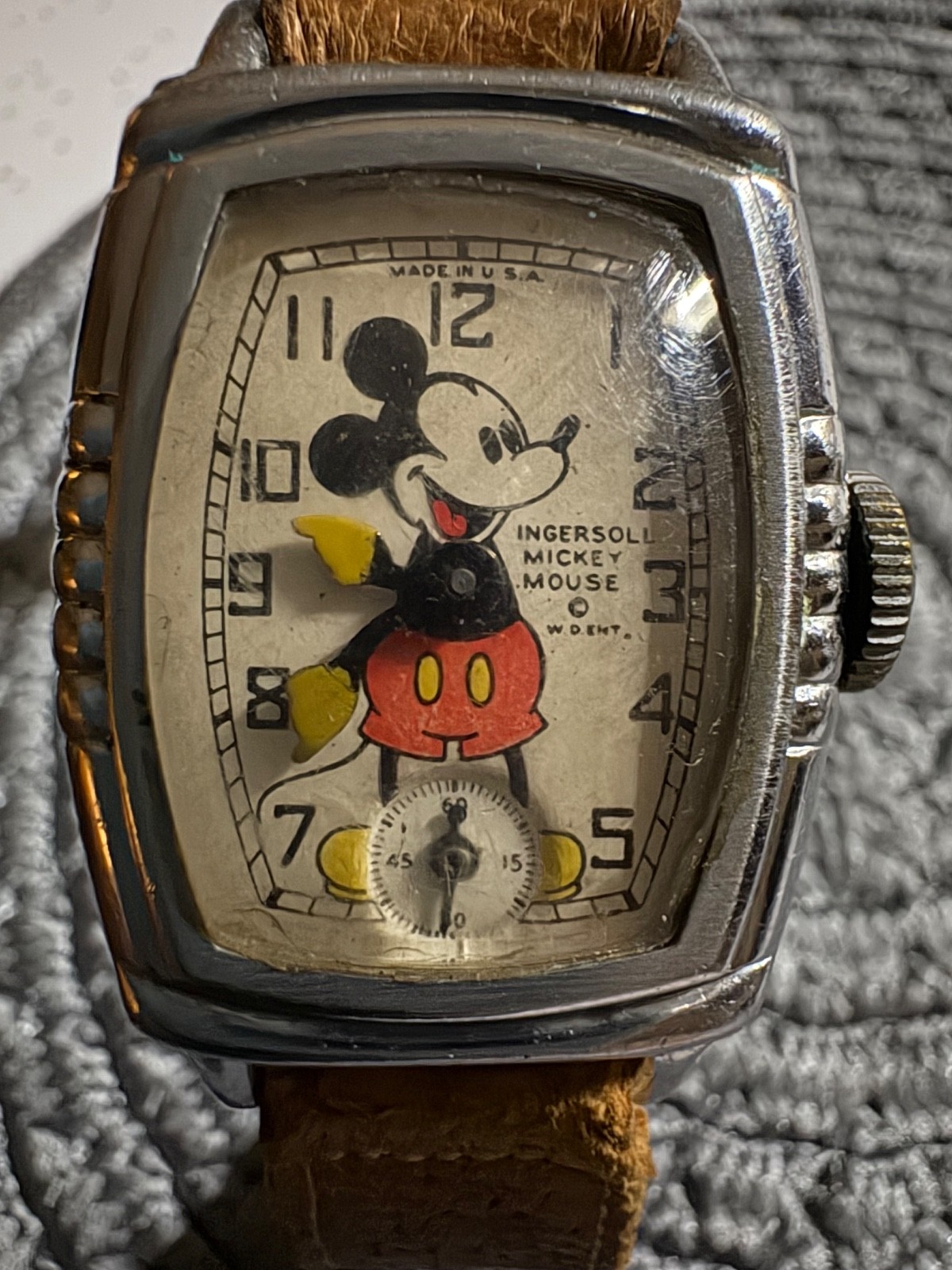 mickey mouse watch vintage