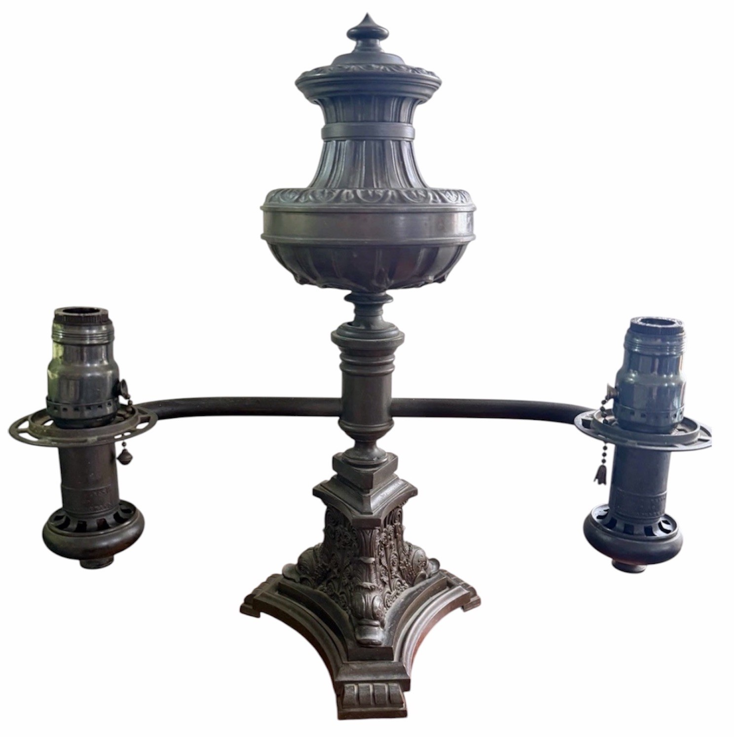 Antique Lewis Veron Philadelphia Argand Lamp 2-Arm Patinated Bronze Electrified Antique Lewis Veron Philadelphia Argand Lamp 2-Arm Patinated Bronze Electrified