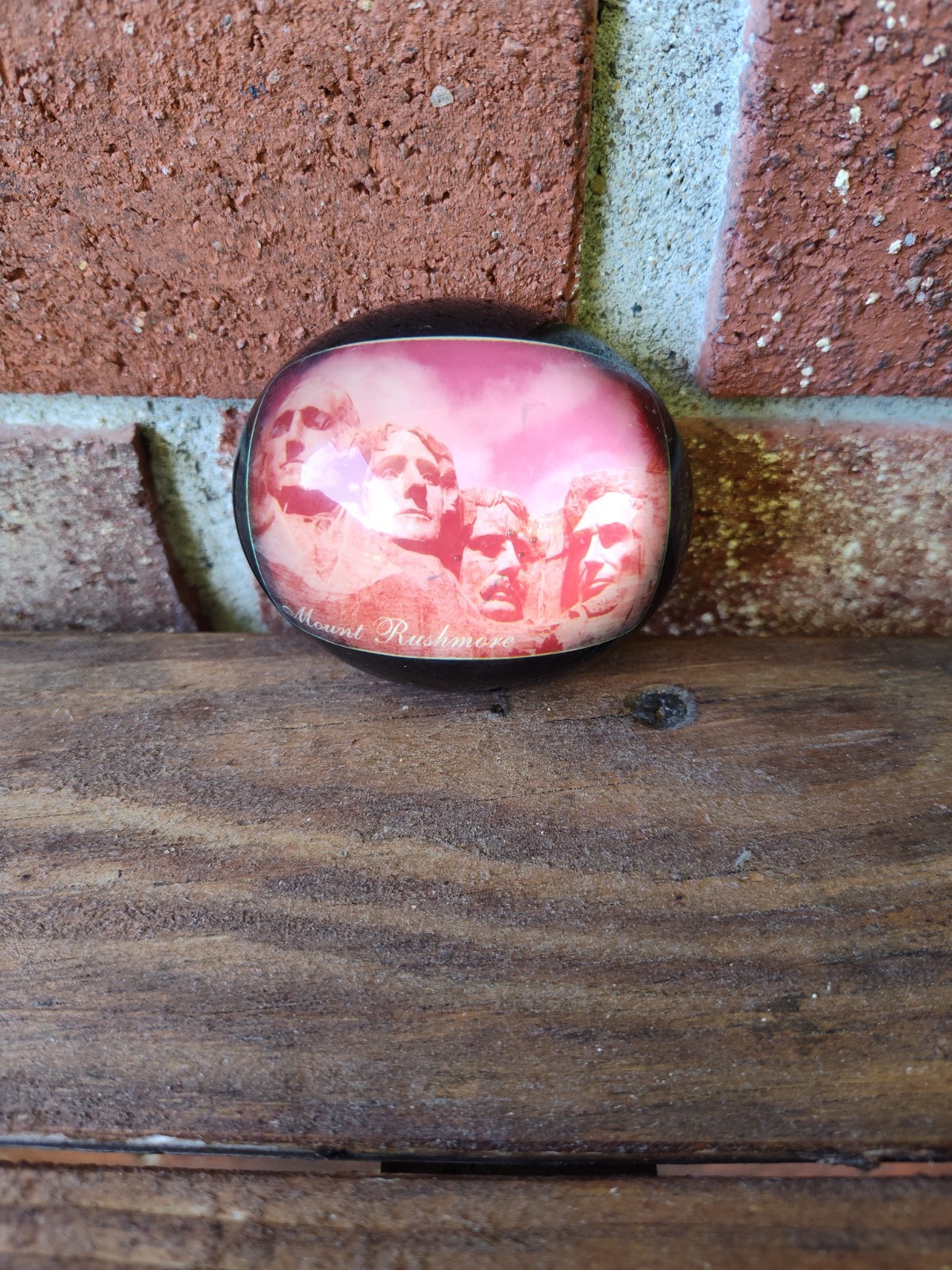Rare 1970s Acrylium Photo Gems Mt. Rushmore Paperweight Rare 1970s Acrylium Photo Gems Mt. Rushmore Paperweight