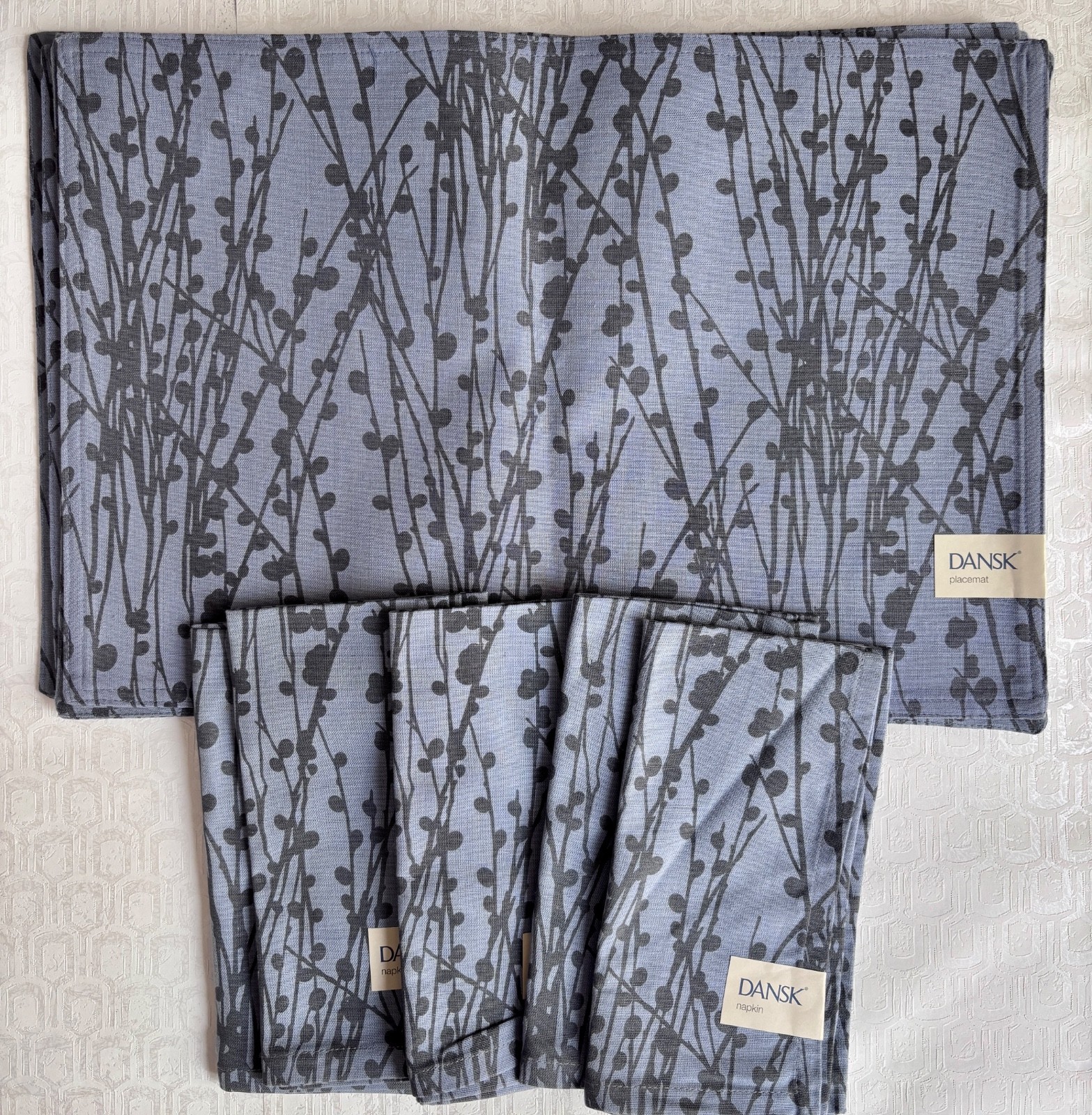 NEW DANSK SOREN 5PC PLACEMATS& 5 PRINT BLUE CLOTH DINNER NAPKINS
