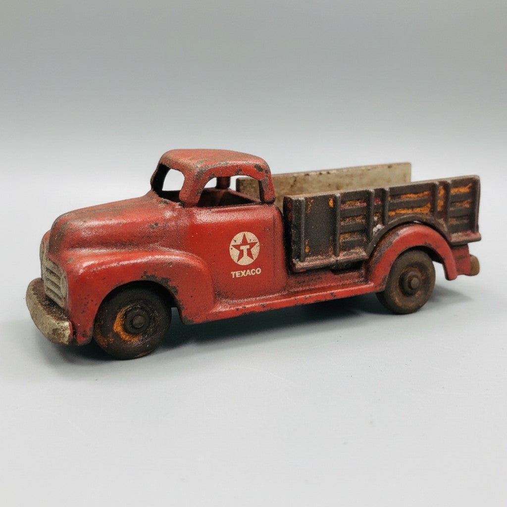 Texaco 1902 Cast Iron Toy Truck