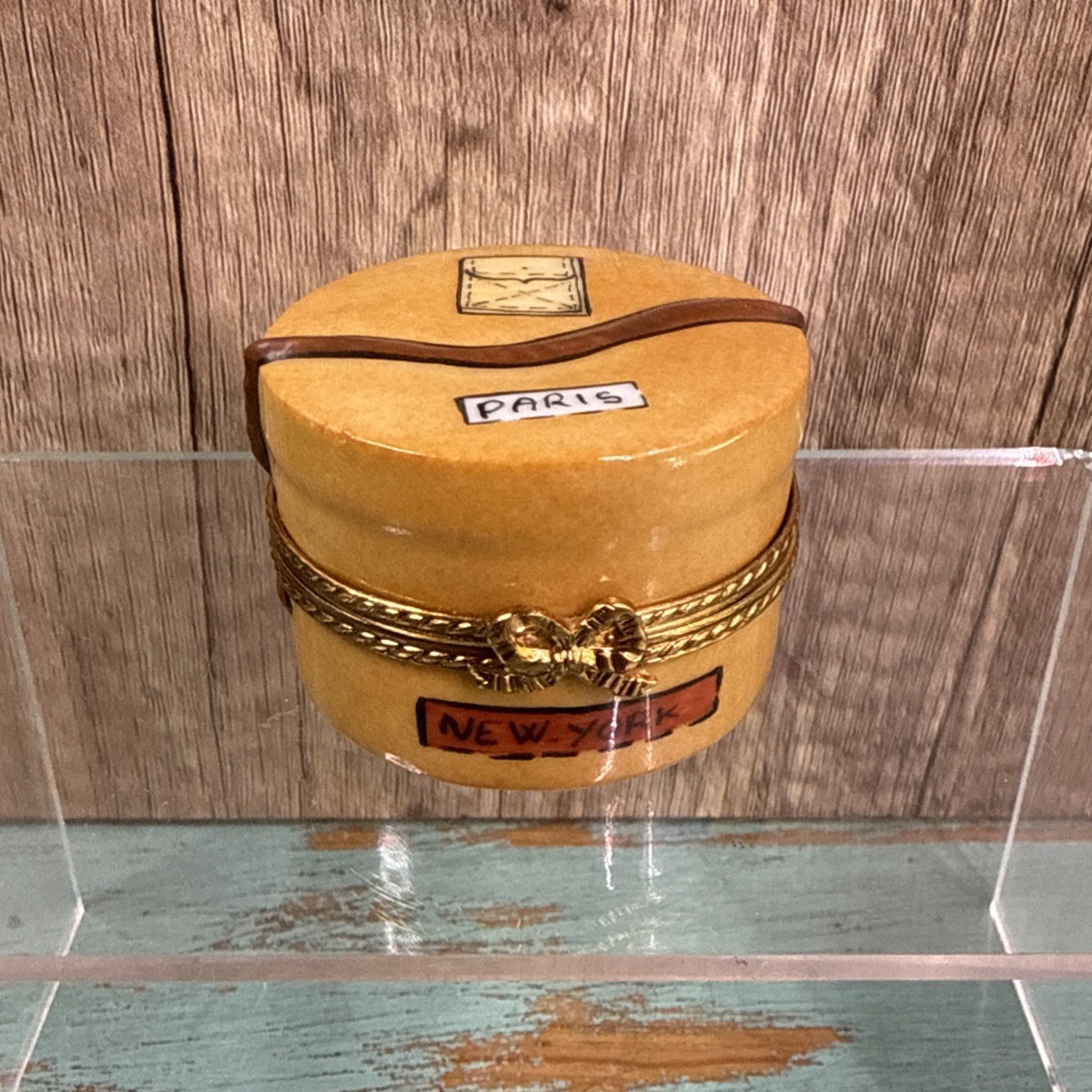 Limoges France Peint Main Paris New York San Francisco Hatbox w/ Trinket Signed Limoges France Peint Main Paris New York San Francisco Hatbox w/ Trinket Signed
