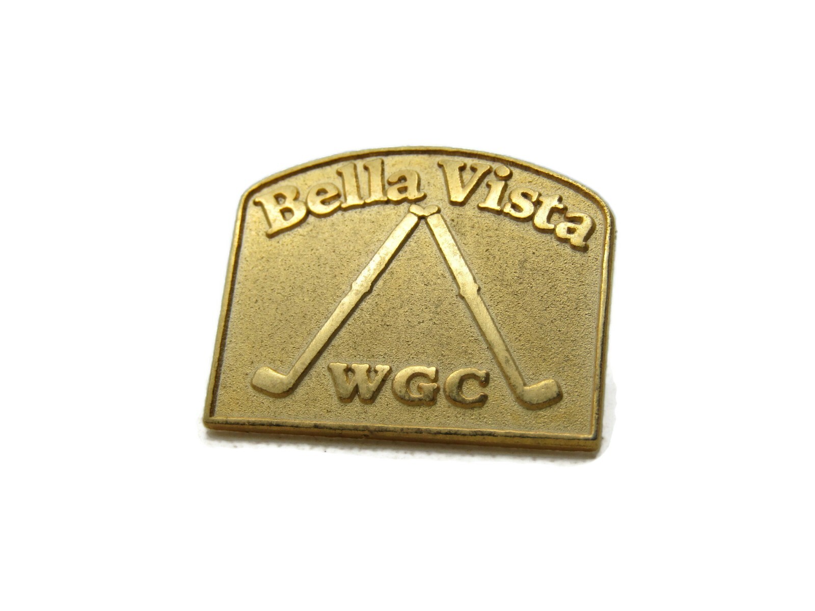 Bella Vista WGC Pin Gold Tone Crossed Golf Clubs Lapel Hat Pinback Golfing Sport