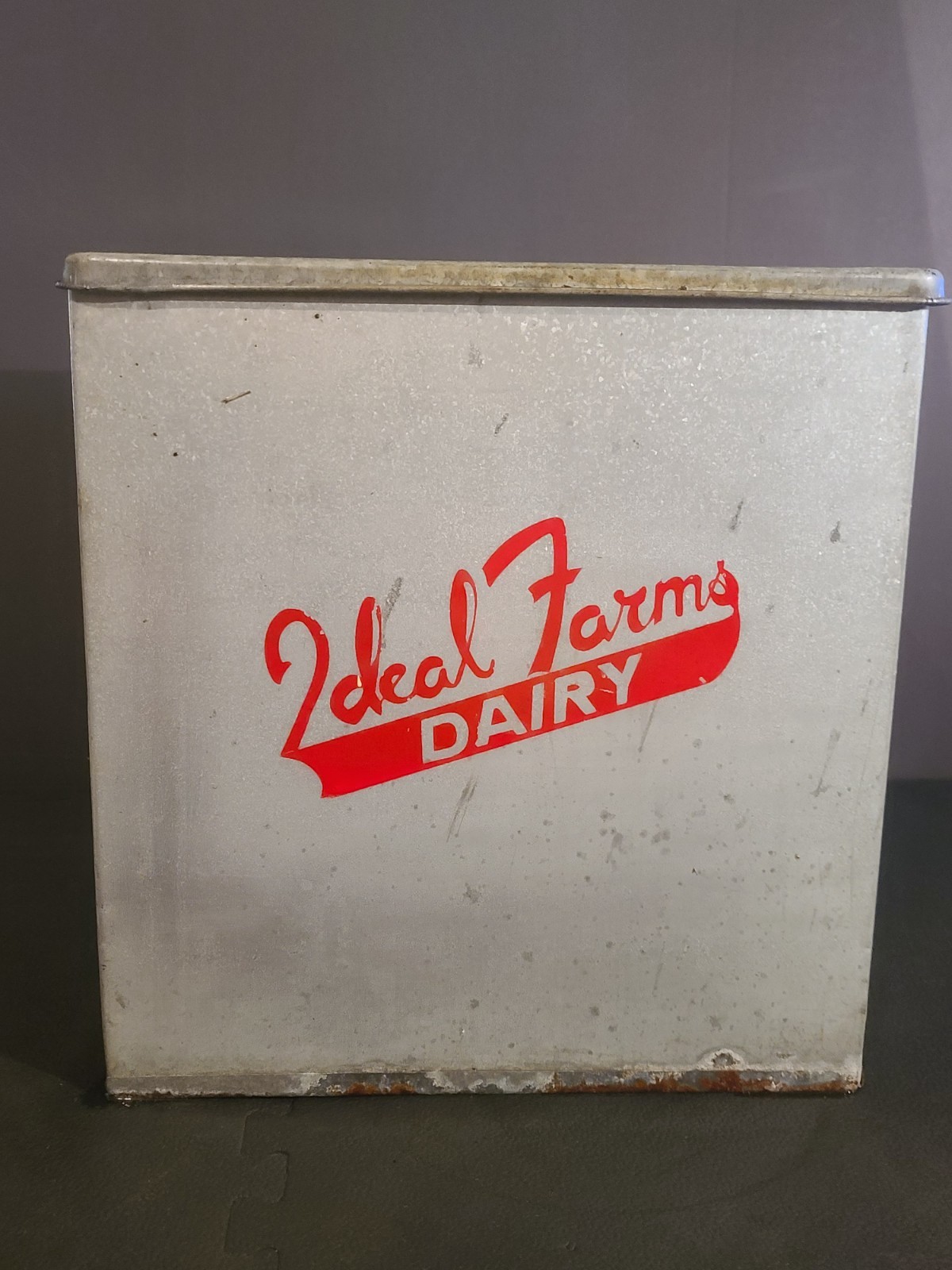 VTG RARE Ideal Farms Dairy Frederick MD Front Porch Insulated Milk Bottle Box