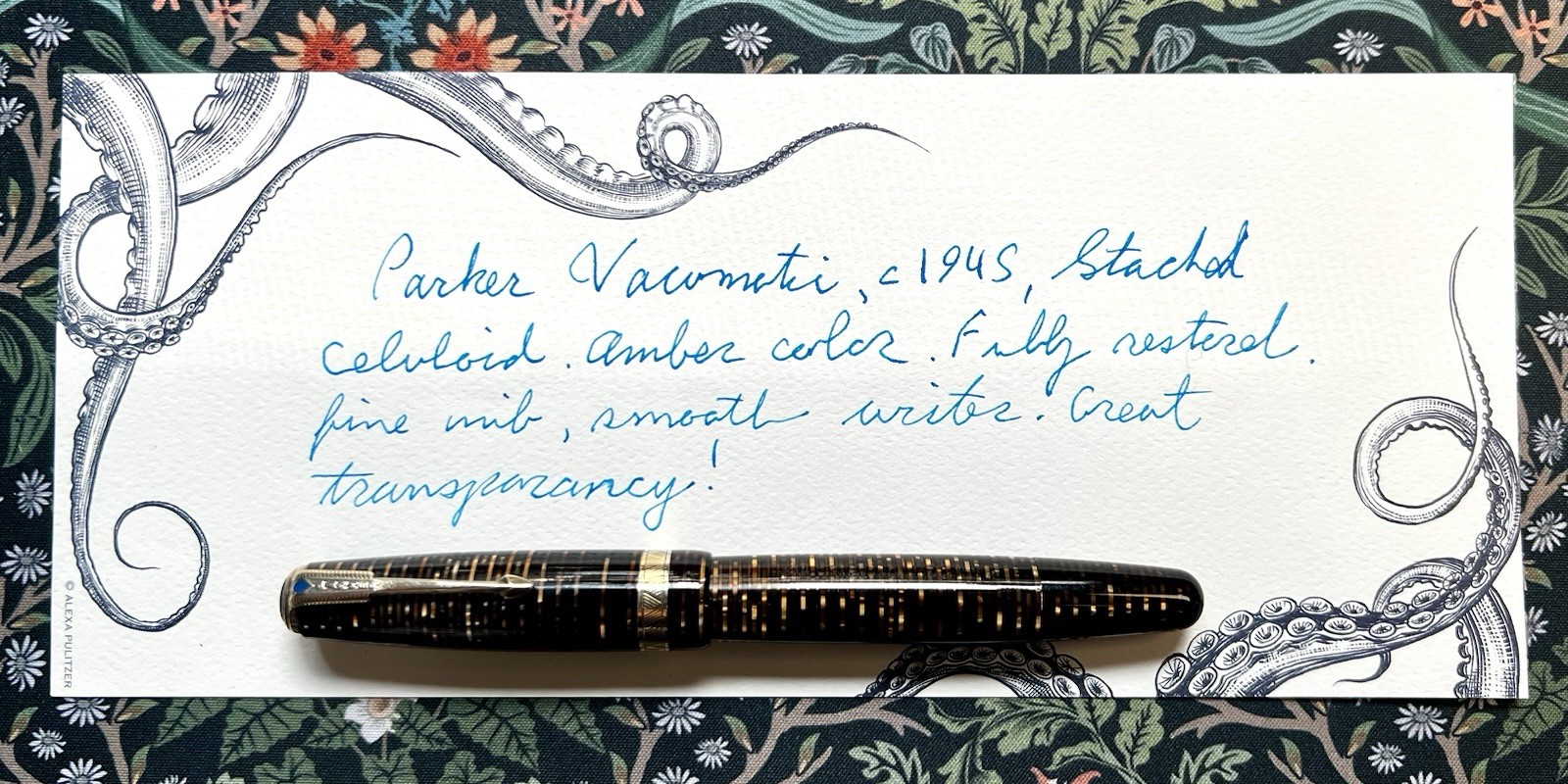 Vintage Parker Vacumatic Golden Pearl - restored and tested - 14k gold nib