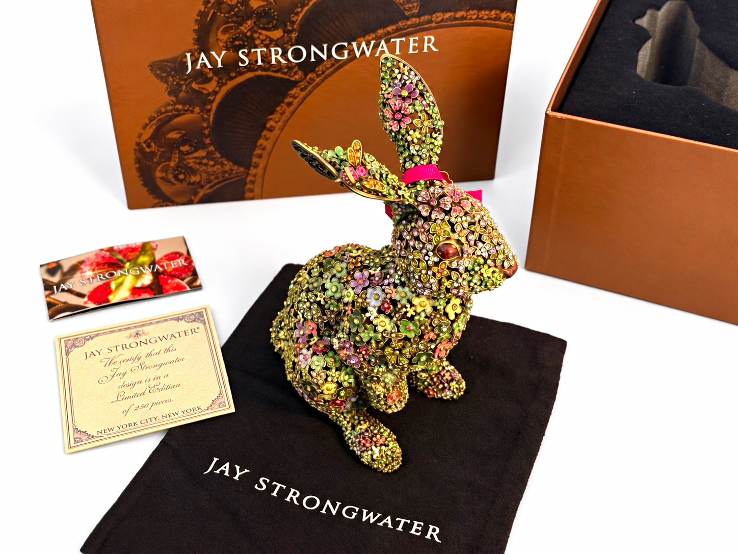 Jay Strongwater Sacha Boxwood Bunny #197/250 Mille Fiori SIGNED Swarovski