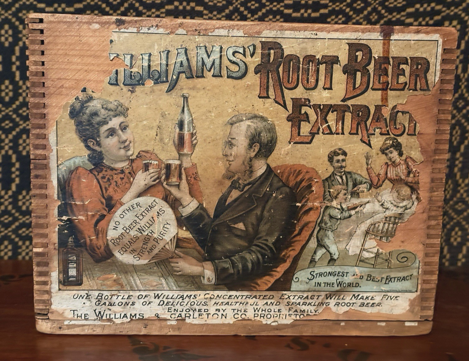 Antique Primitive Williams Root Beer Extract Litho Label Advertising Crate AAFA