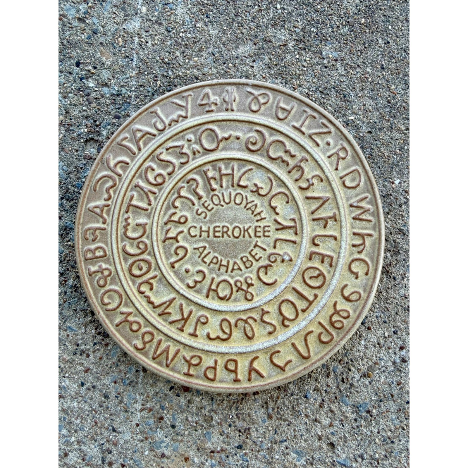 Frankoma Pottery Sequoyah Cherokee Alphabet Syllabary Trivet Prairie Gold 7TR