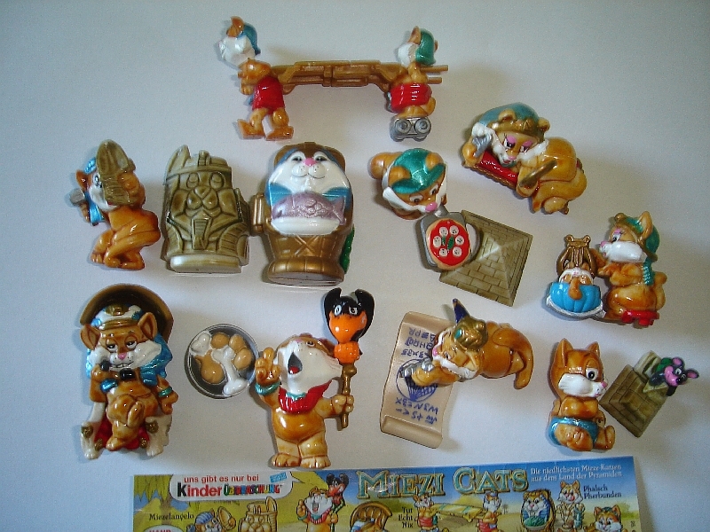 KINDER SURPRISE SET - MIEZI CATS EGYPTIANS PHARAOS 1998 - FIGURES COLLECTIBLES