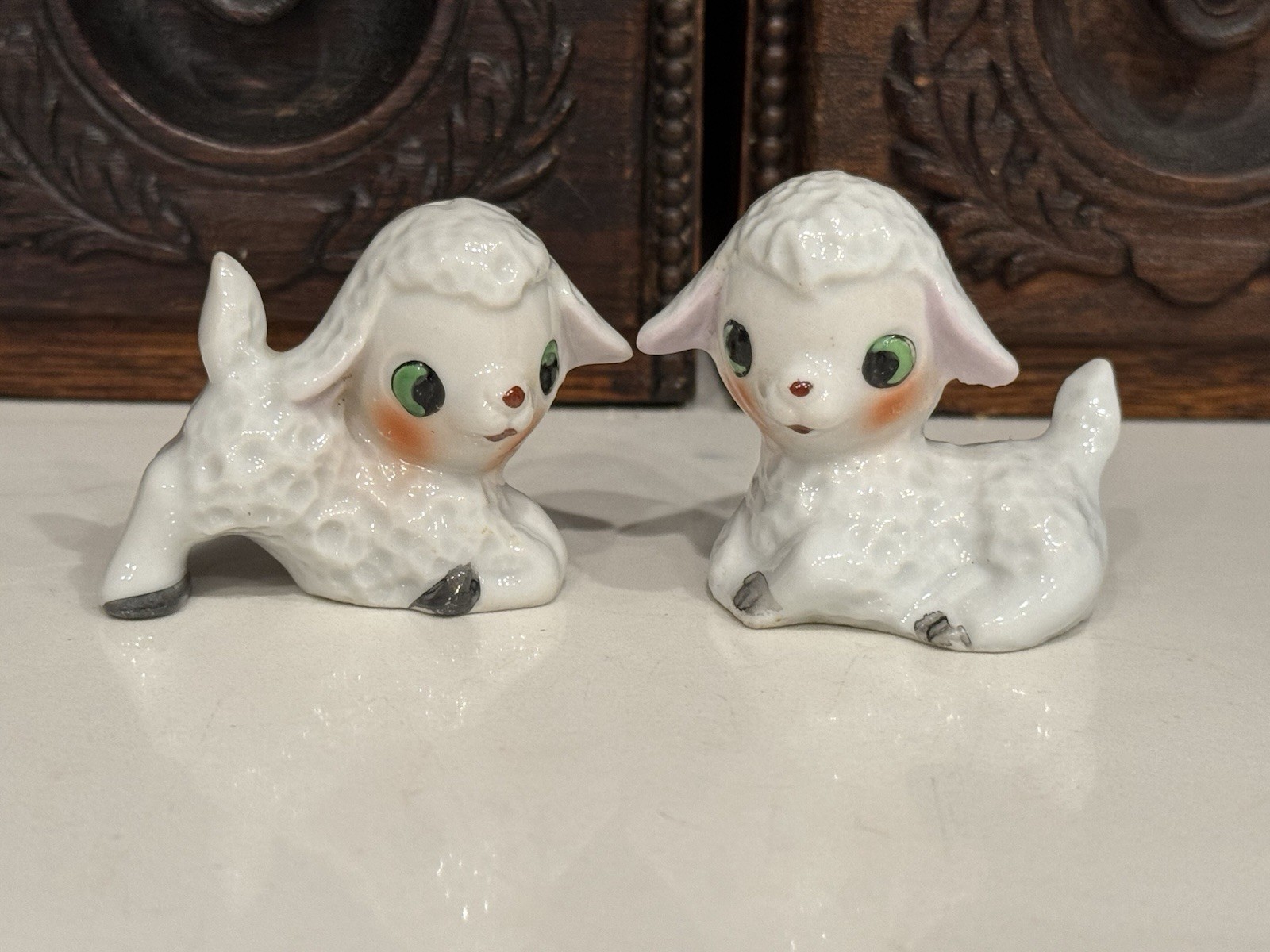 Vintage Mini LAMB /Sheep Shakers Anthropomorphic JAPAN Glossy PORCELAIN Big Eye Vintage Mini LAMB /Sheep Shakers Anthropomorphic JAPAN Glossy PORCELAIN Big Eye