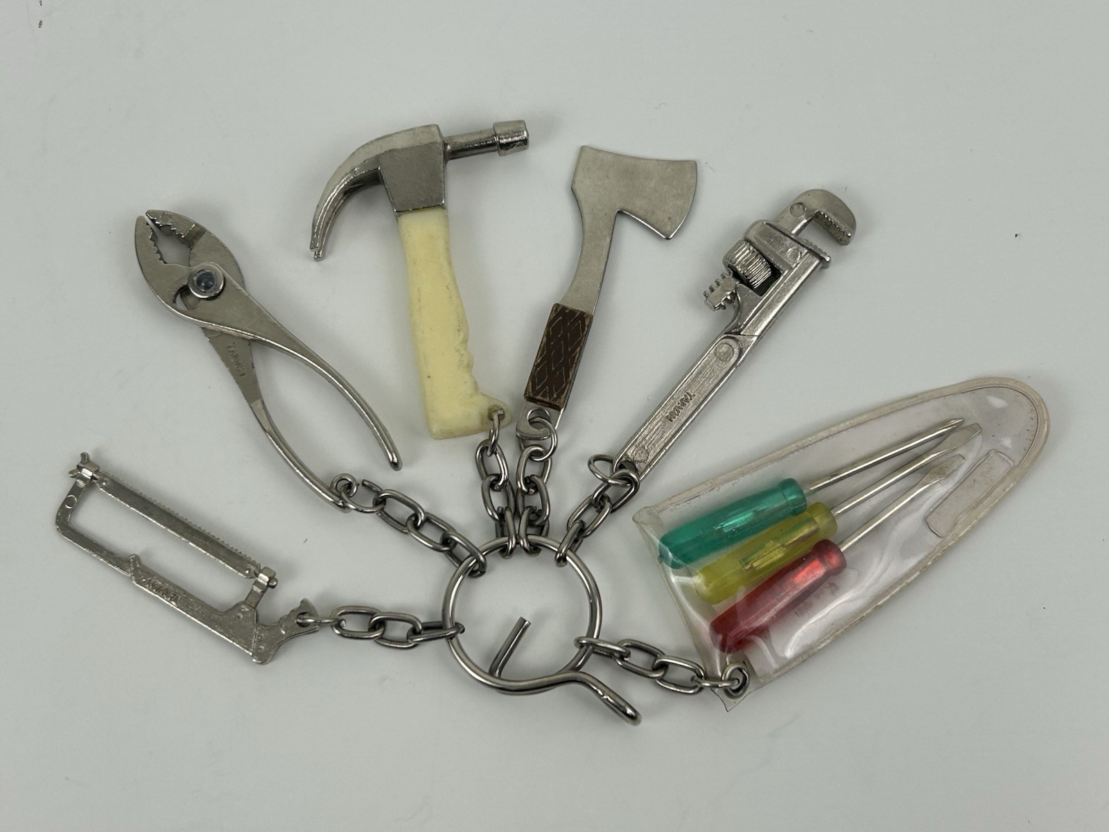 Vintage 6 Pc Lot Key Ring Keychain Fob Mini Tools Taiwan The Collectables Vintage 6 Pc Lot Key Ring Keychain Fob Mini Tools Taiwan The Collectables